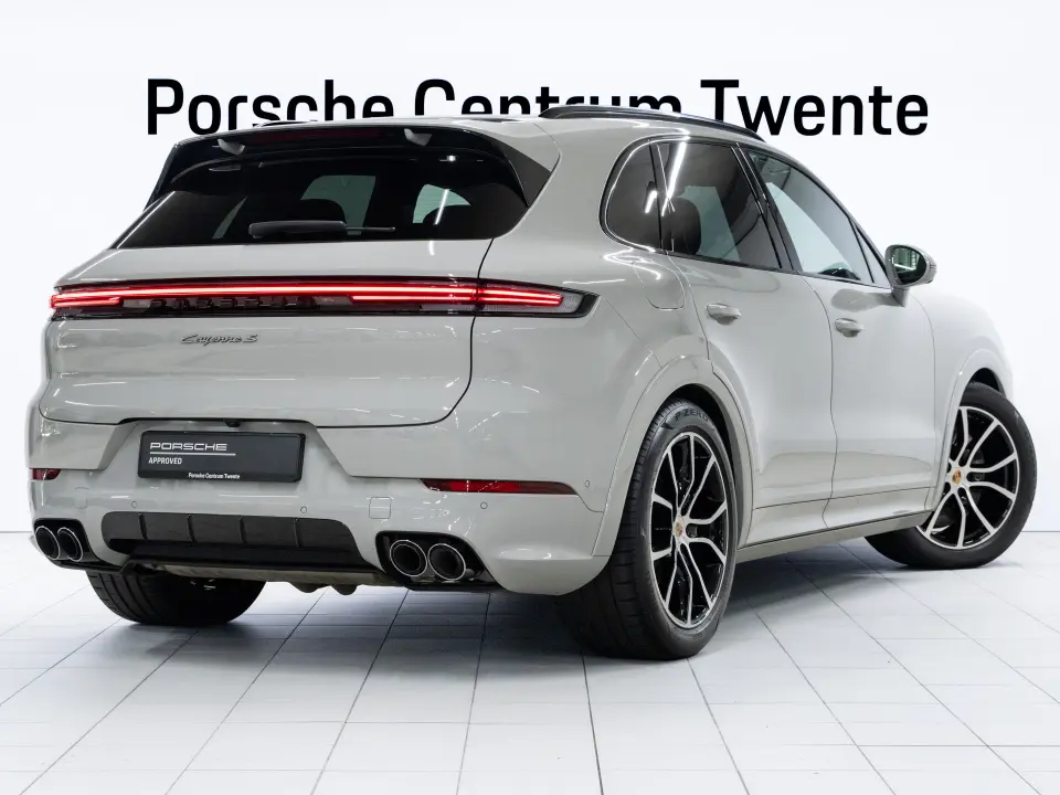 Porsche Cayenne S E-Hybrid