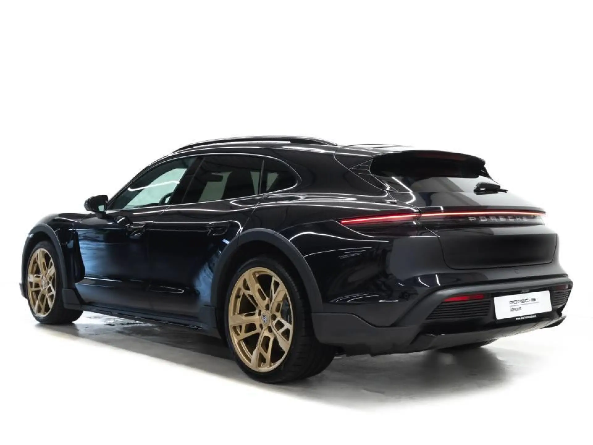 Taycan 4 Cross Turismo