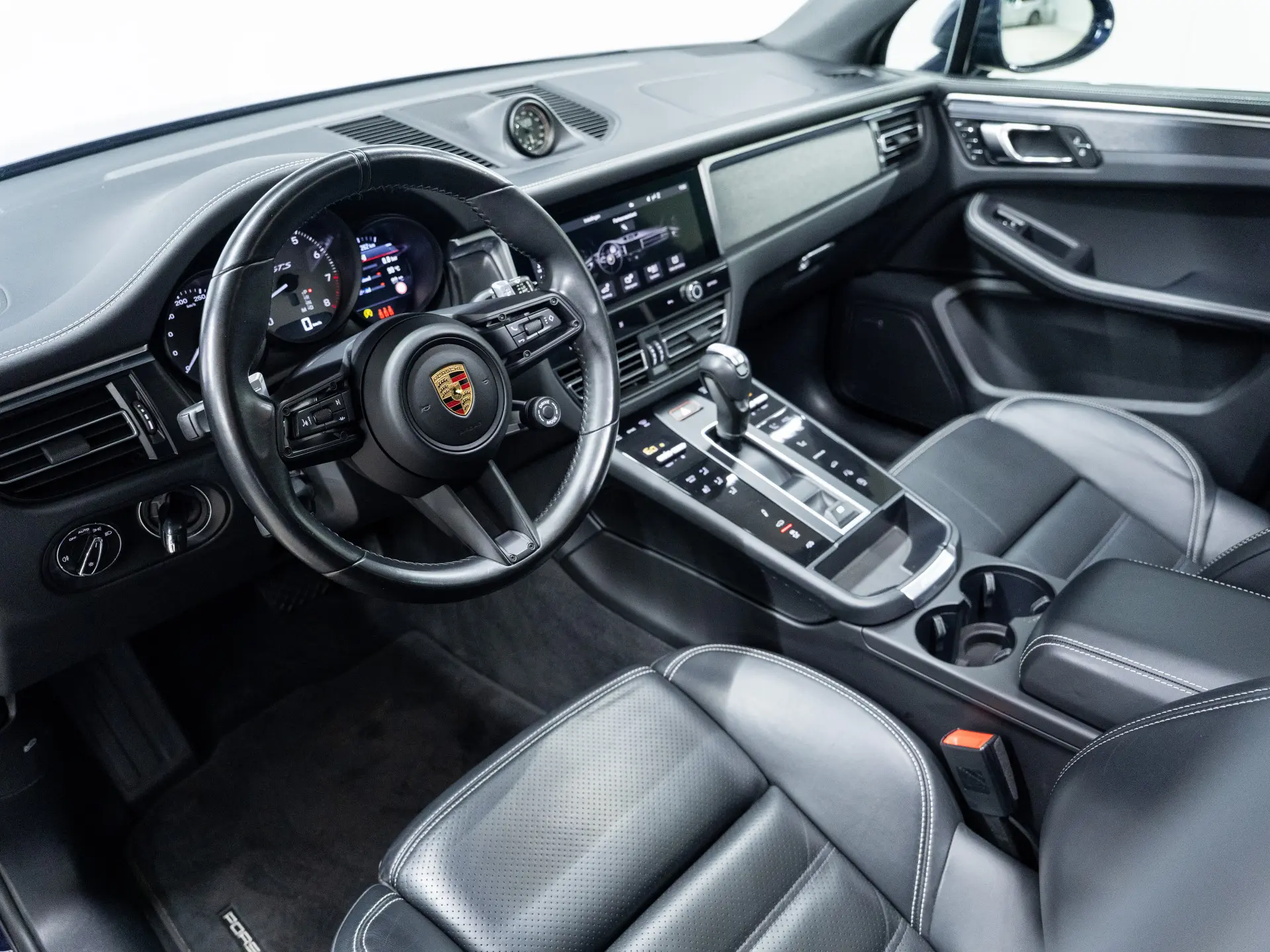 Macan GTS