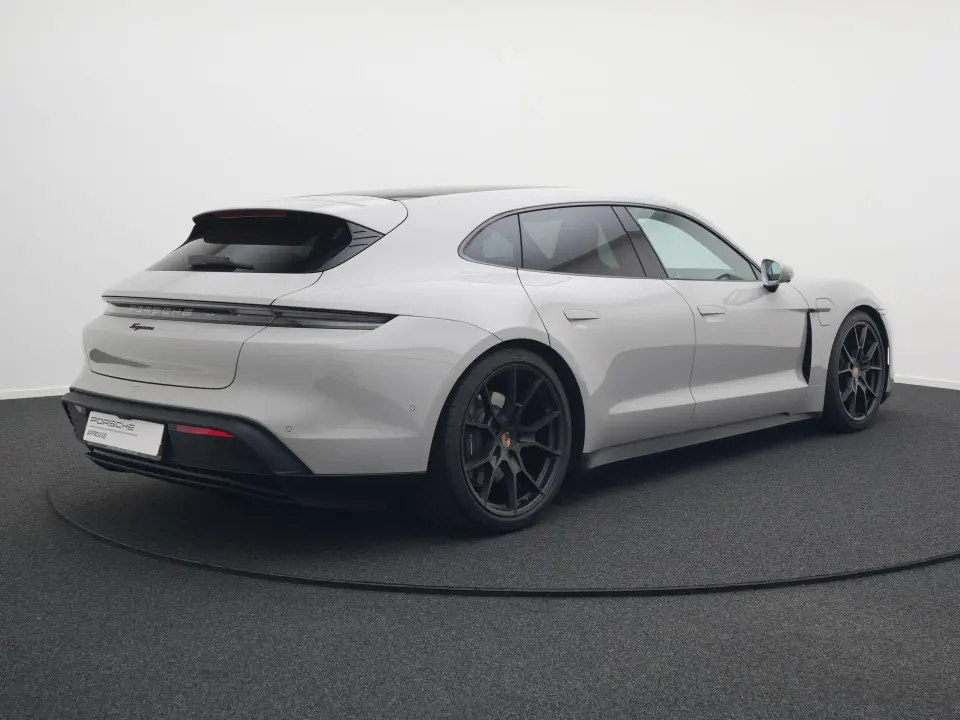 Taycan Sport Turismo 