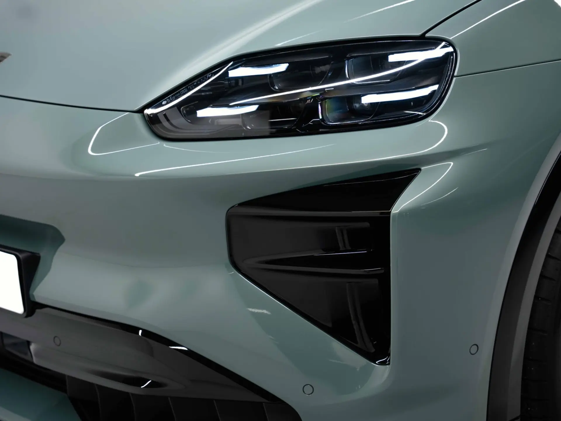 Cayenne Turbo Electric