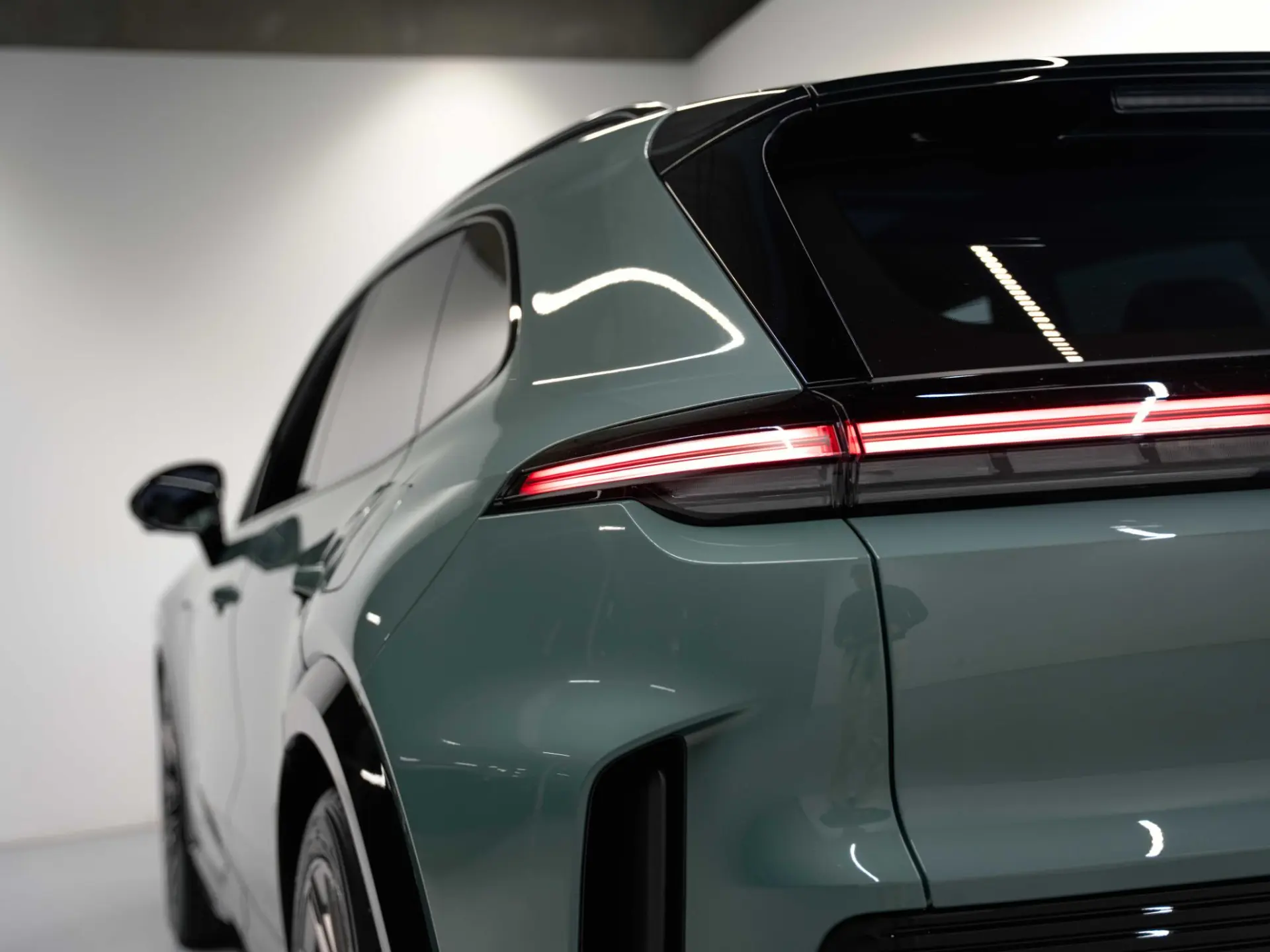 Cayenne Turbo Electric
