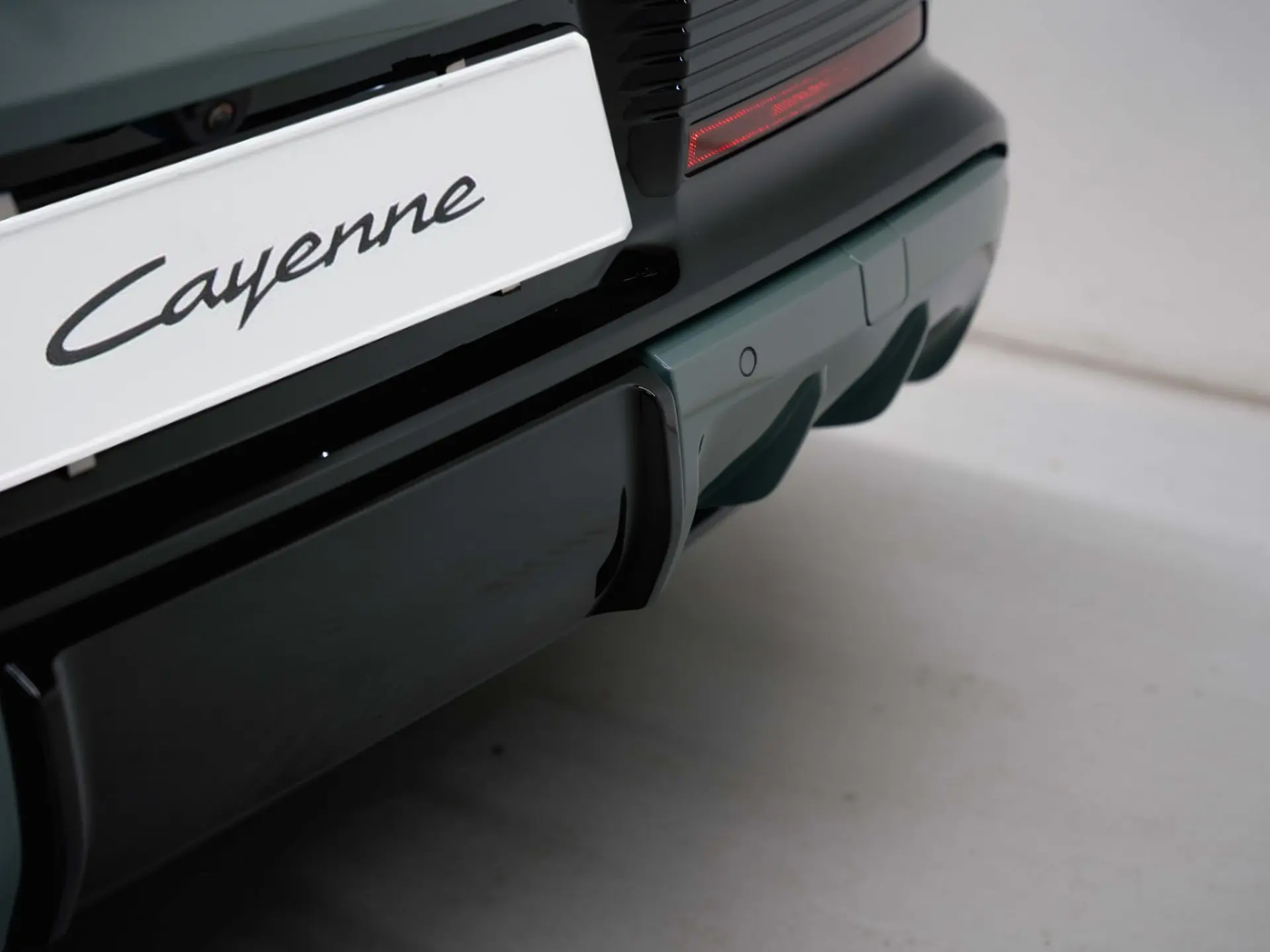 Cayenne Turbo Electric