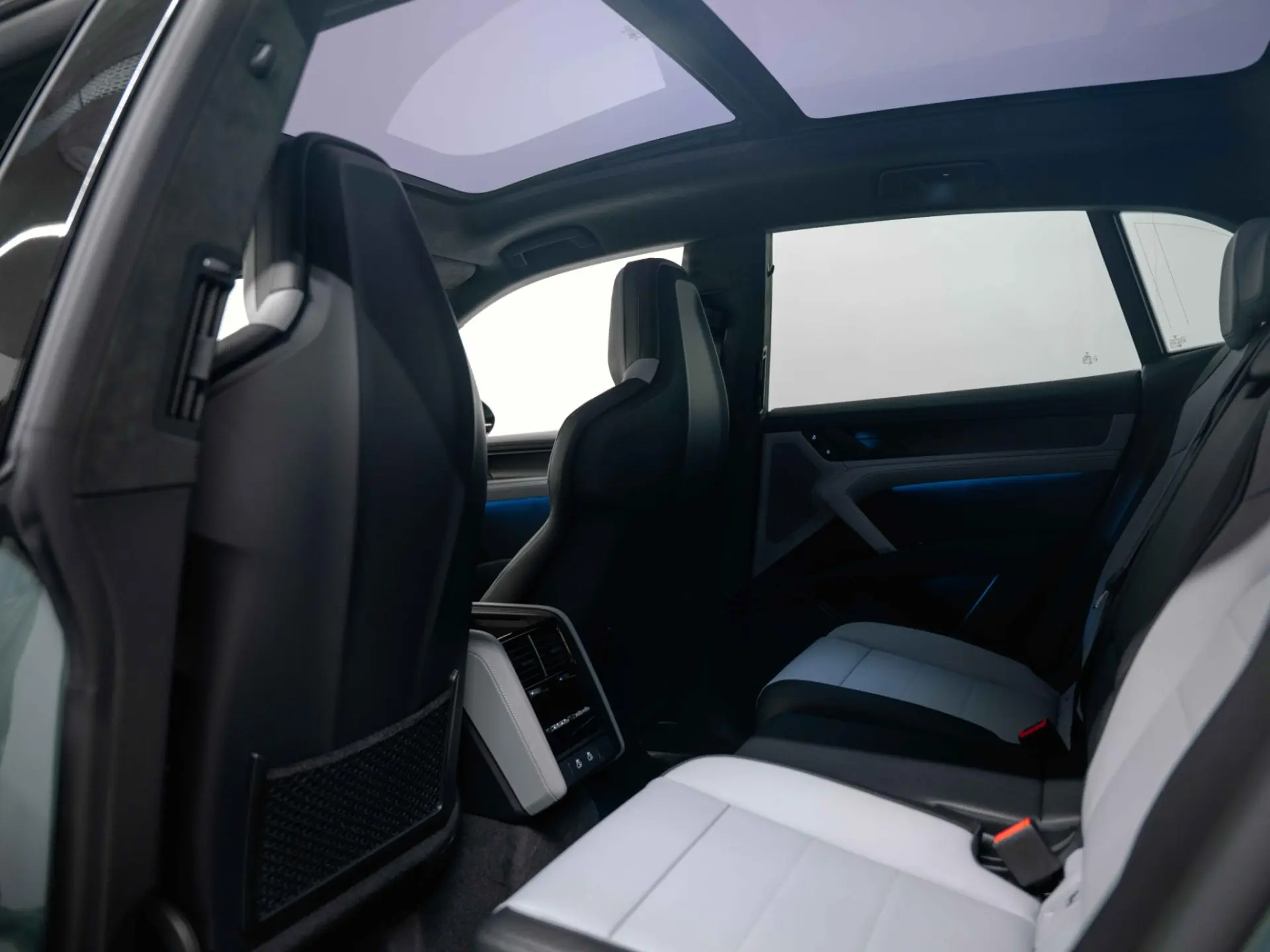 Cayenne Turbo Electric