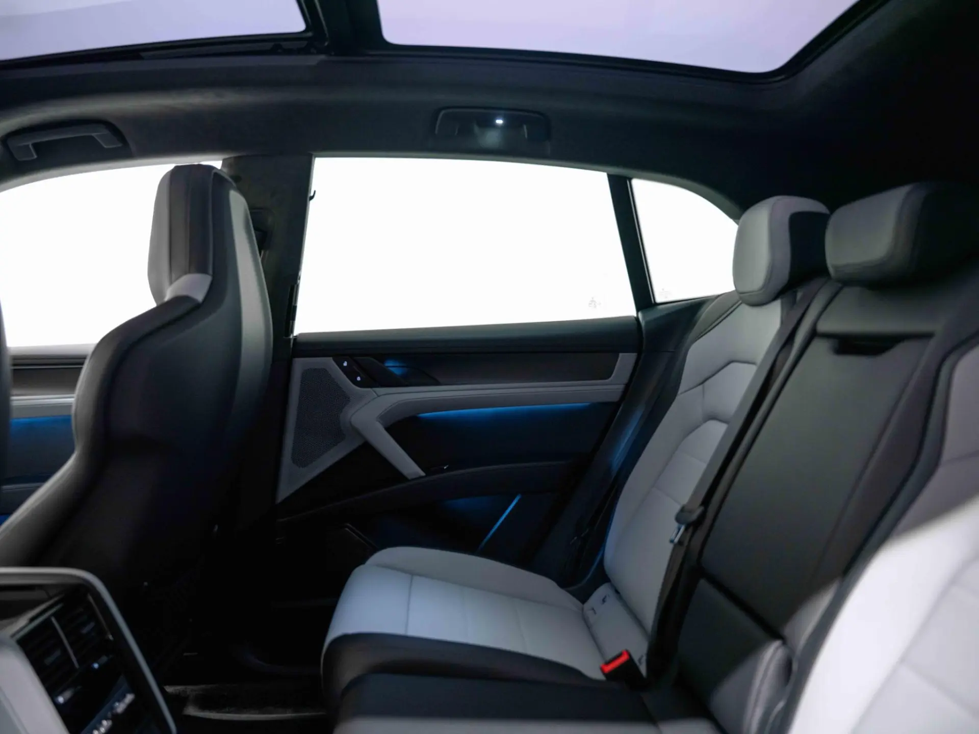 Cayenne Turbo Electric