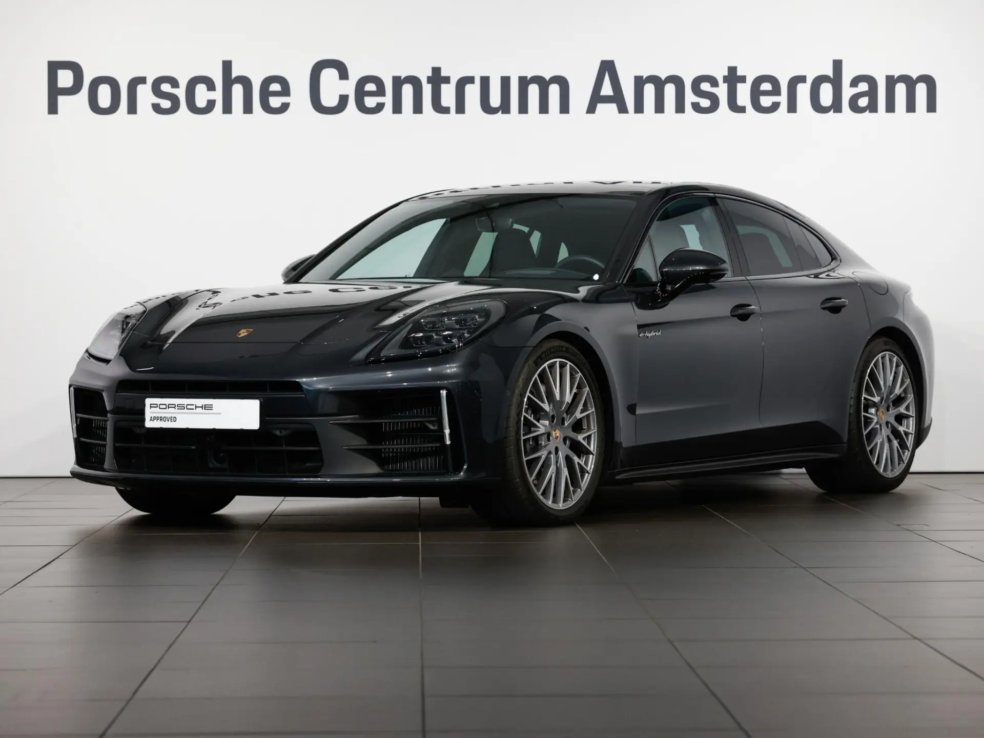 Panamera 4