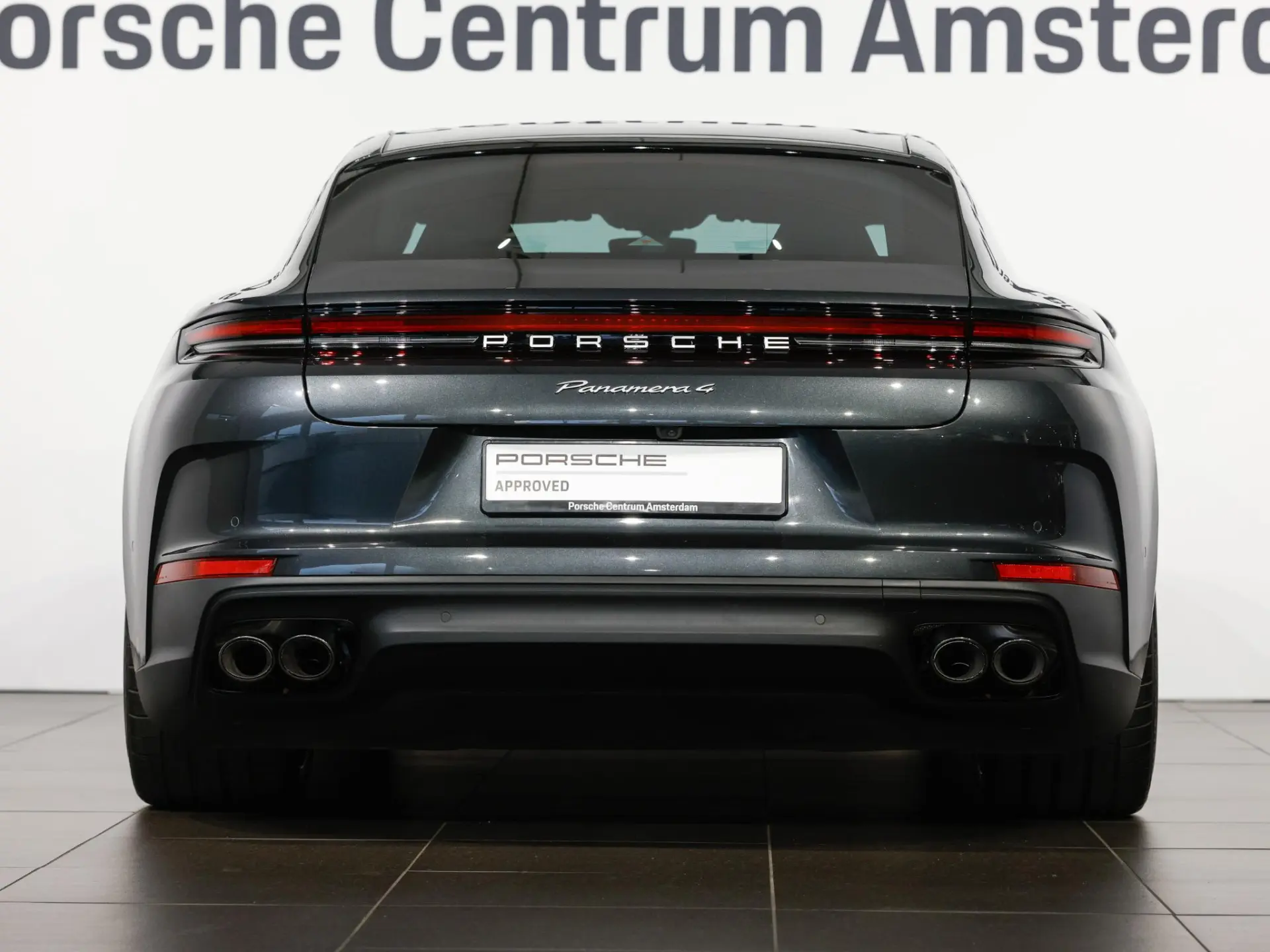 Panamera 4