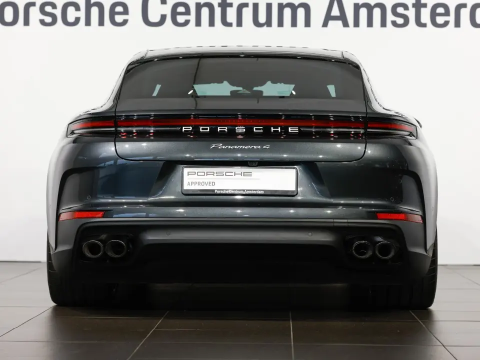 Panamera 4