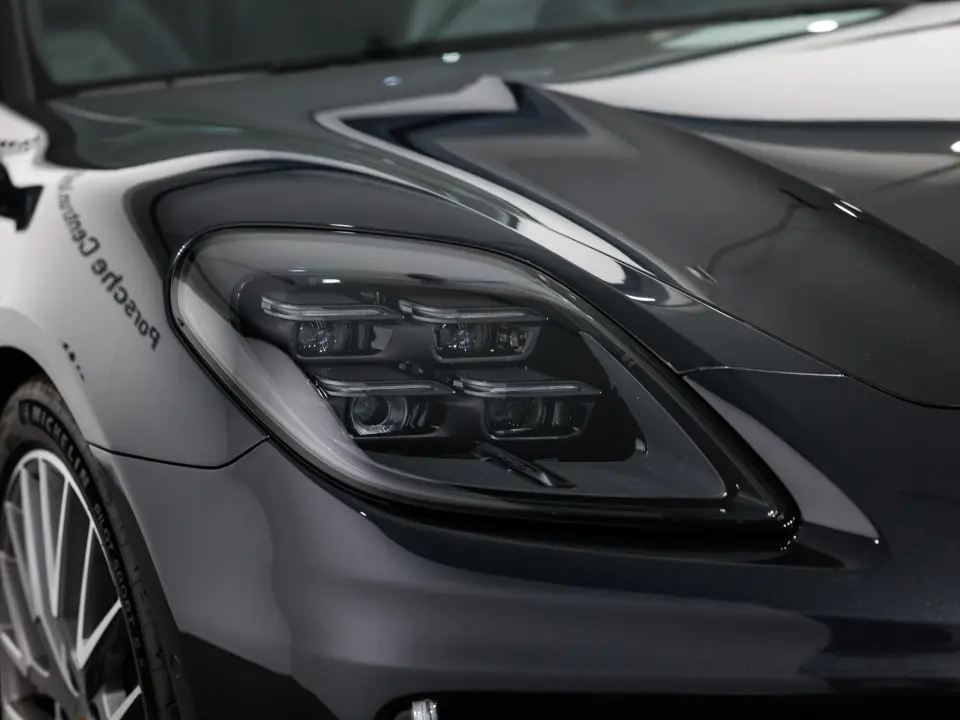 Panamera 4
