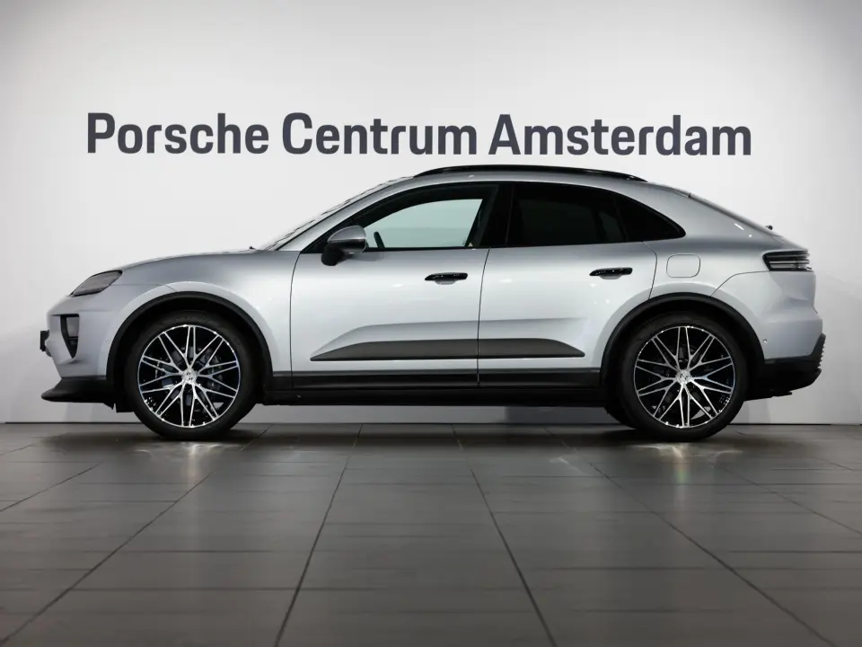 Porsche Macan 4