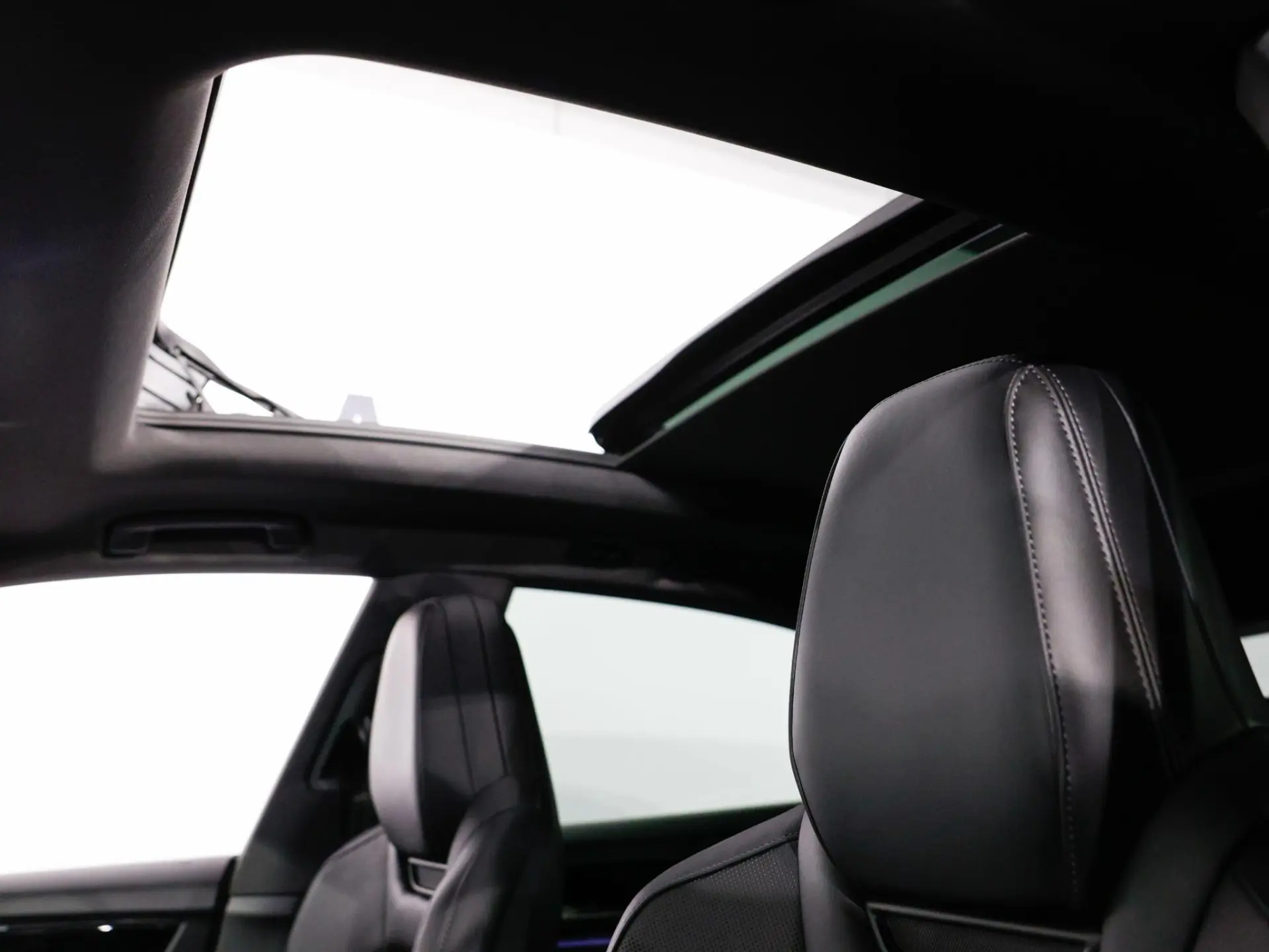 Macan 4