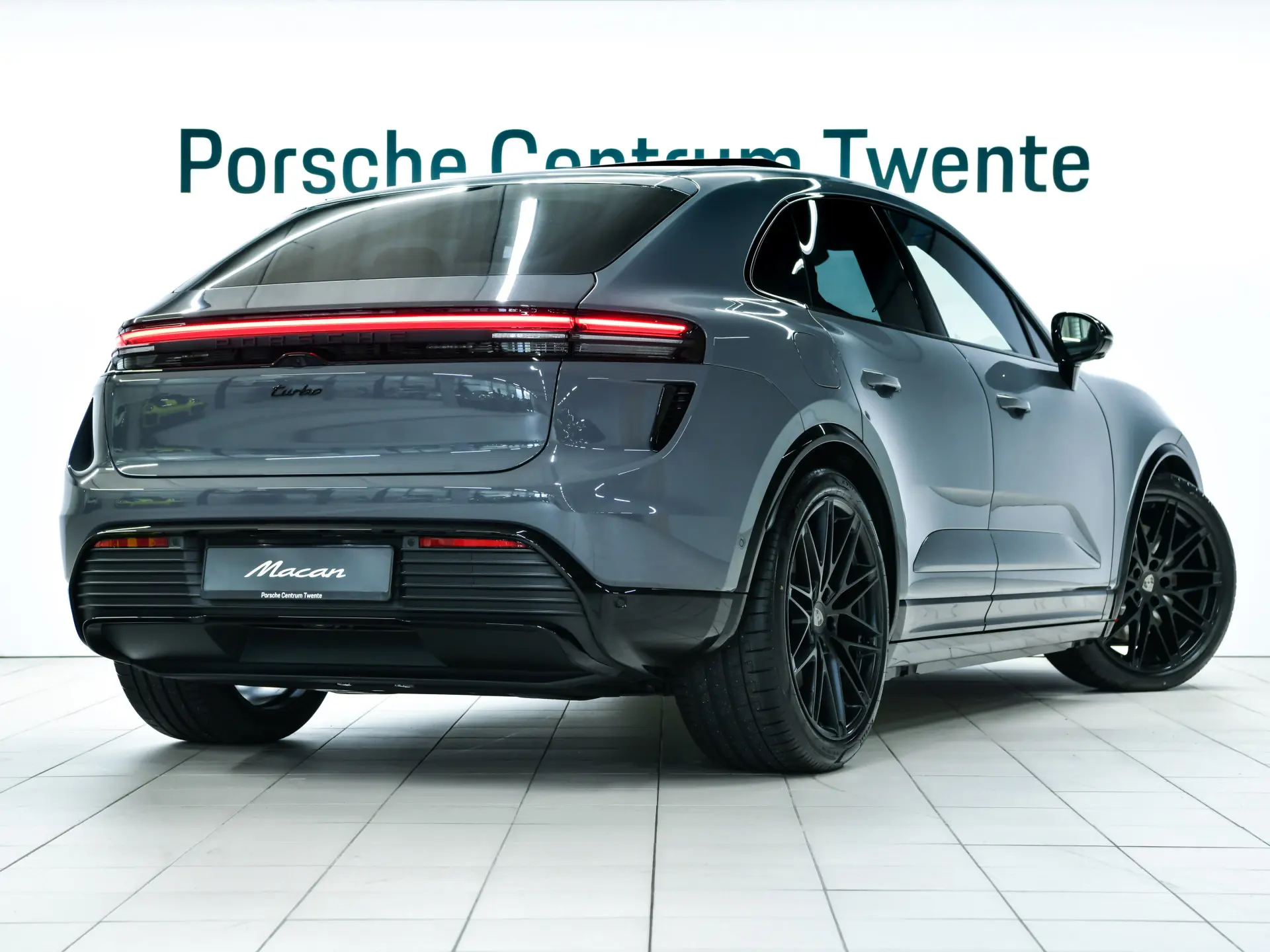 Macan Turbo