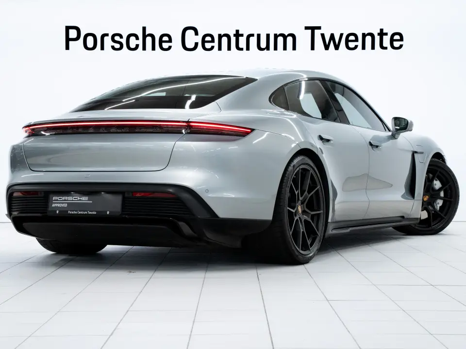 Porsche Taycan GTS