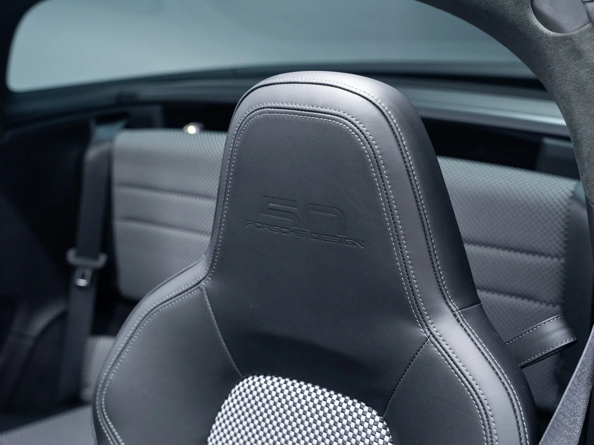 911 Targa 4 GTS Edition 50 Years Porsche Design