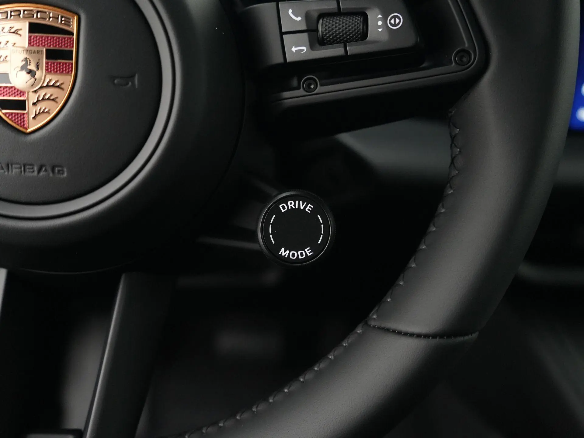 Macan 4