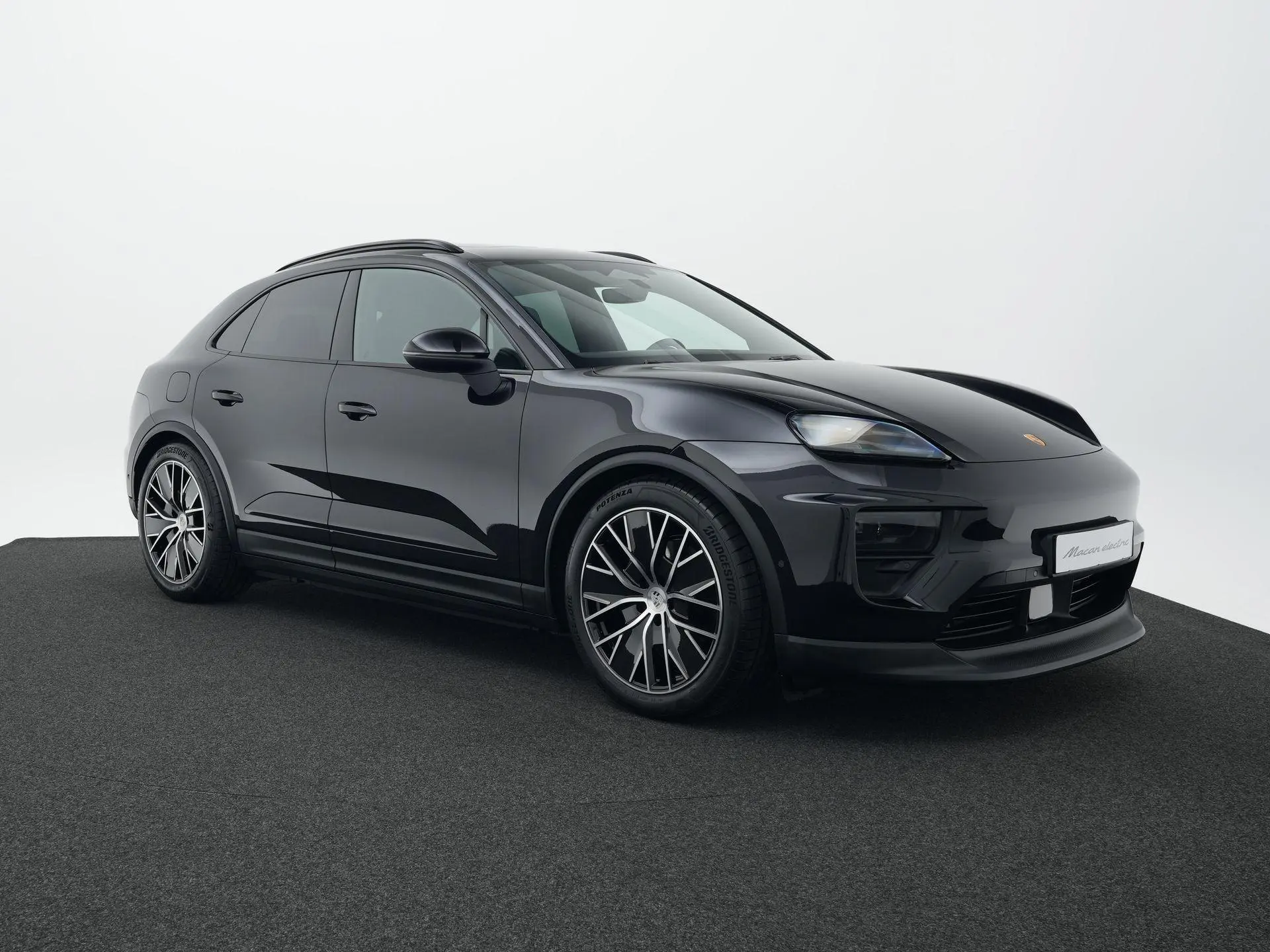 Macan 4