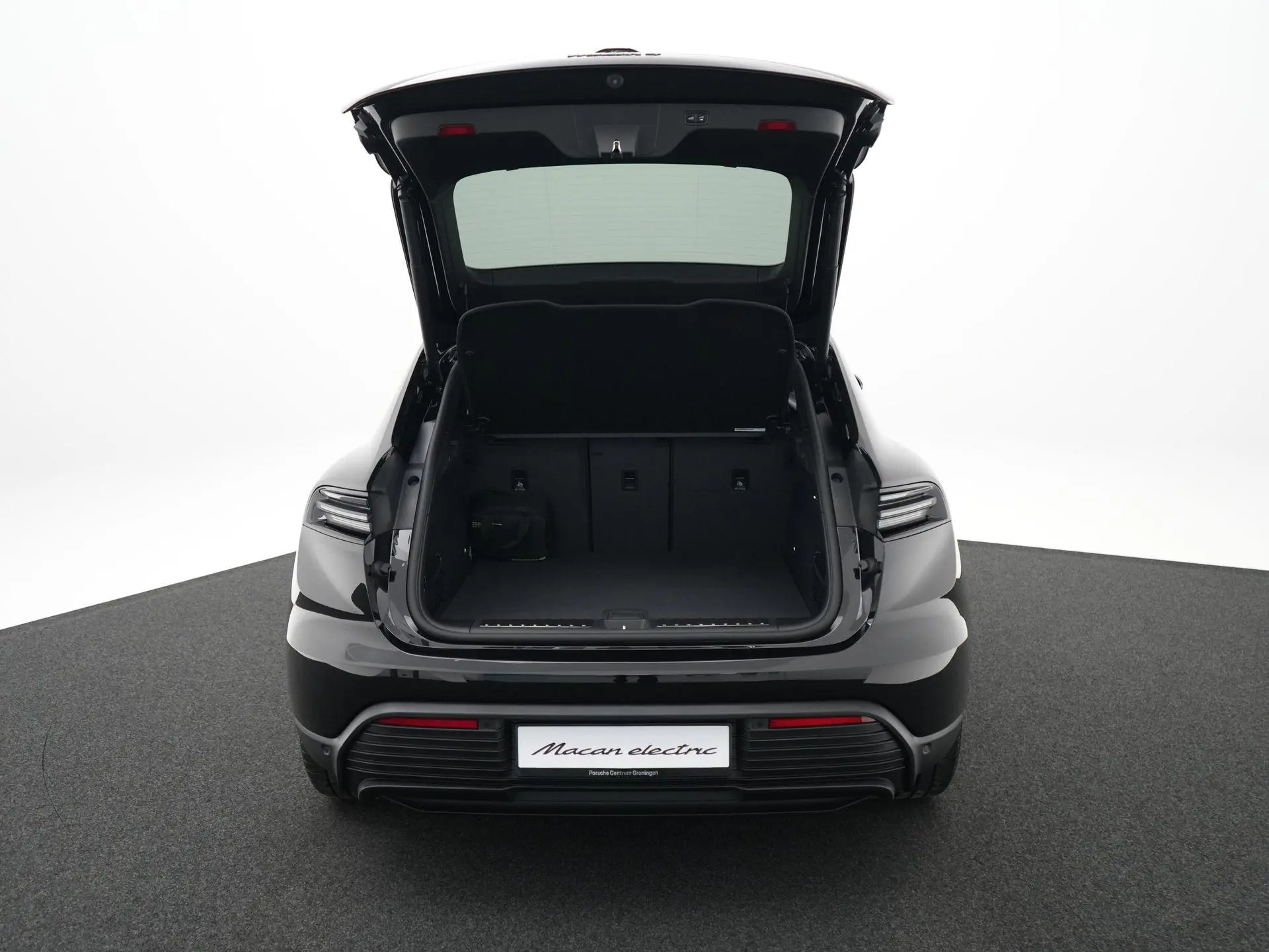 Macan 4