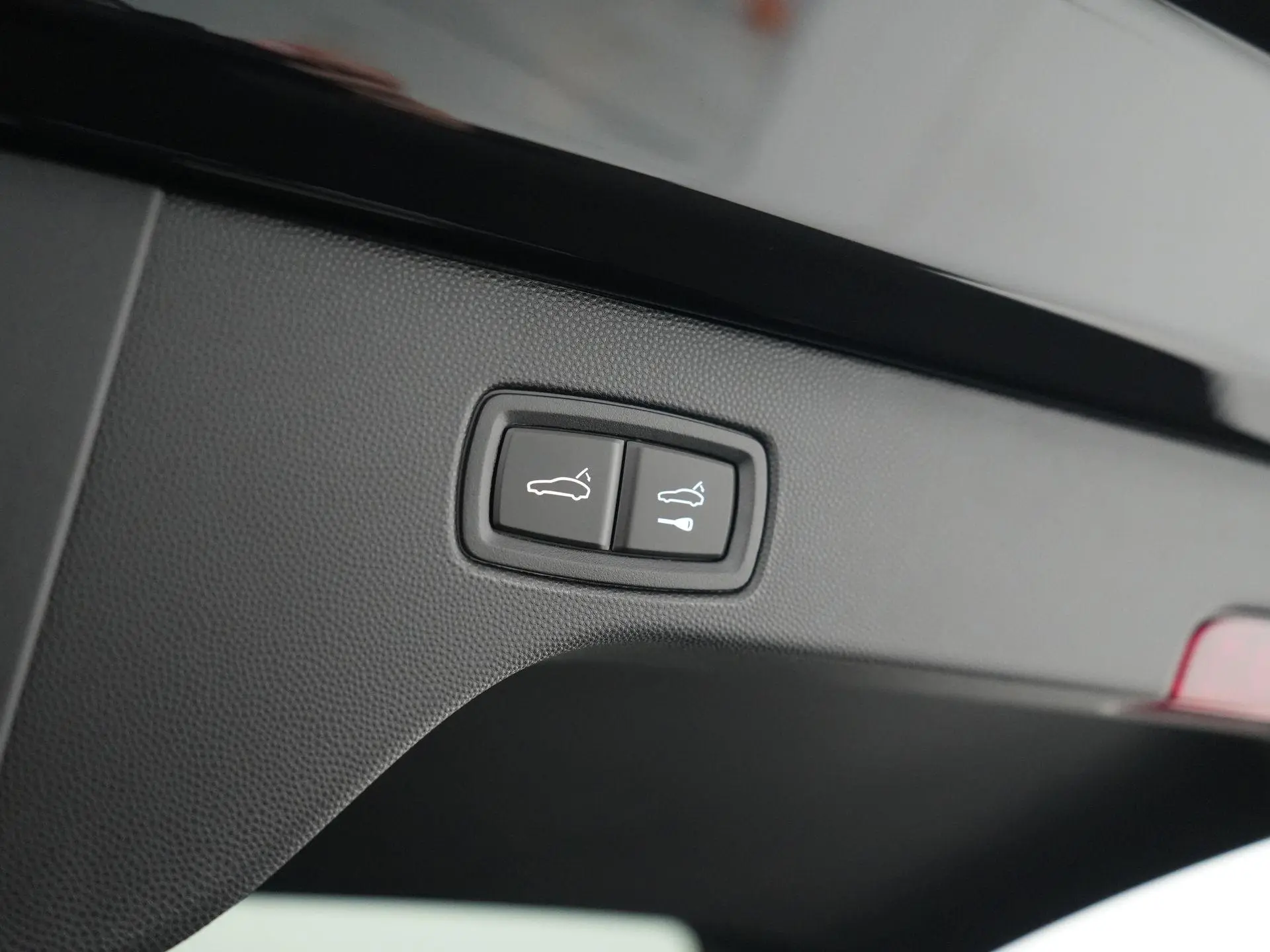 Macan 4