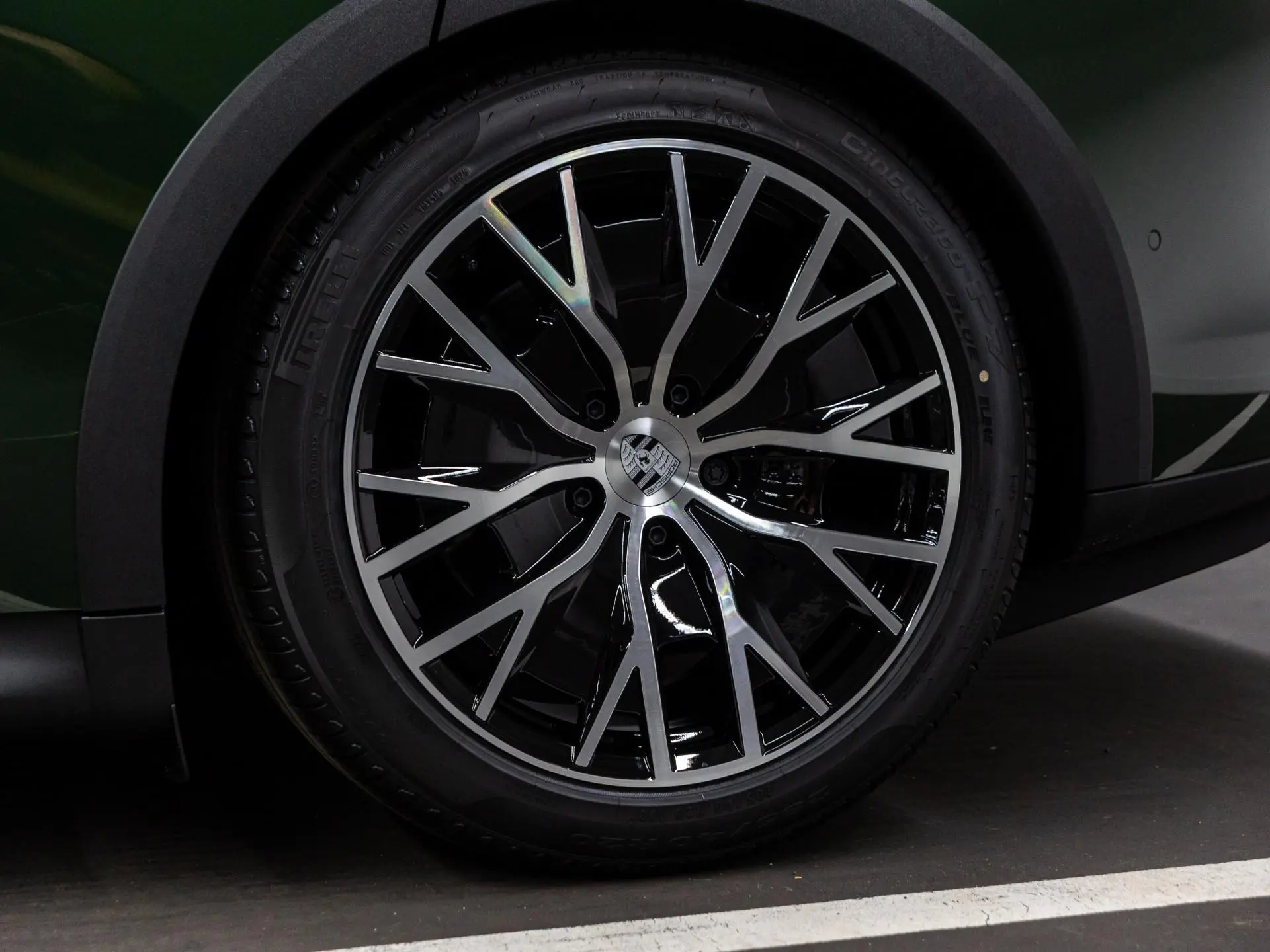 Taycan 4 Cross Turismo