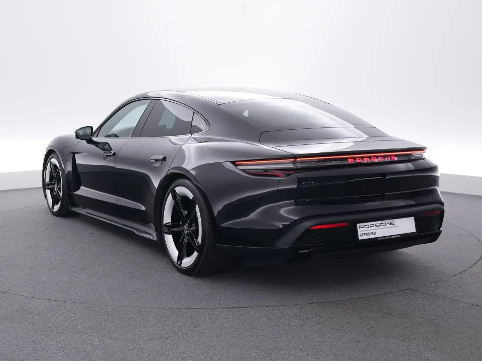 Taycan 4 Black Edition 105 kWh