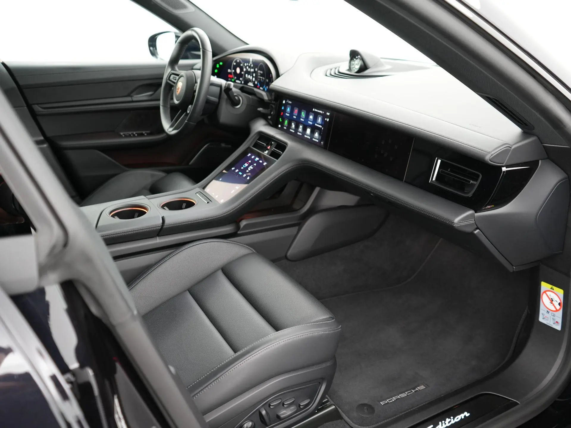Taycan 4 Black Edition 105 kWh