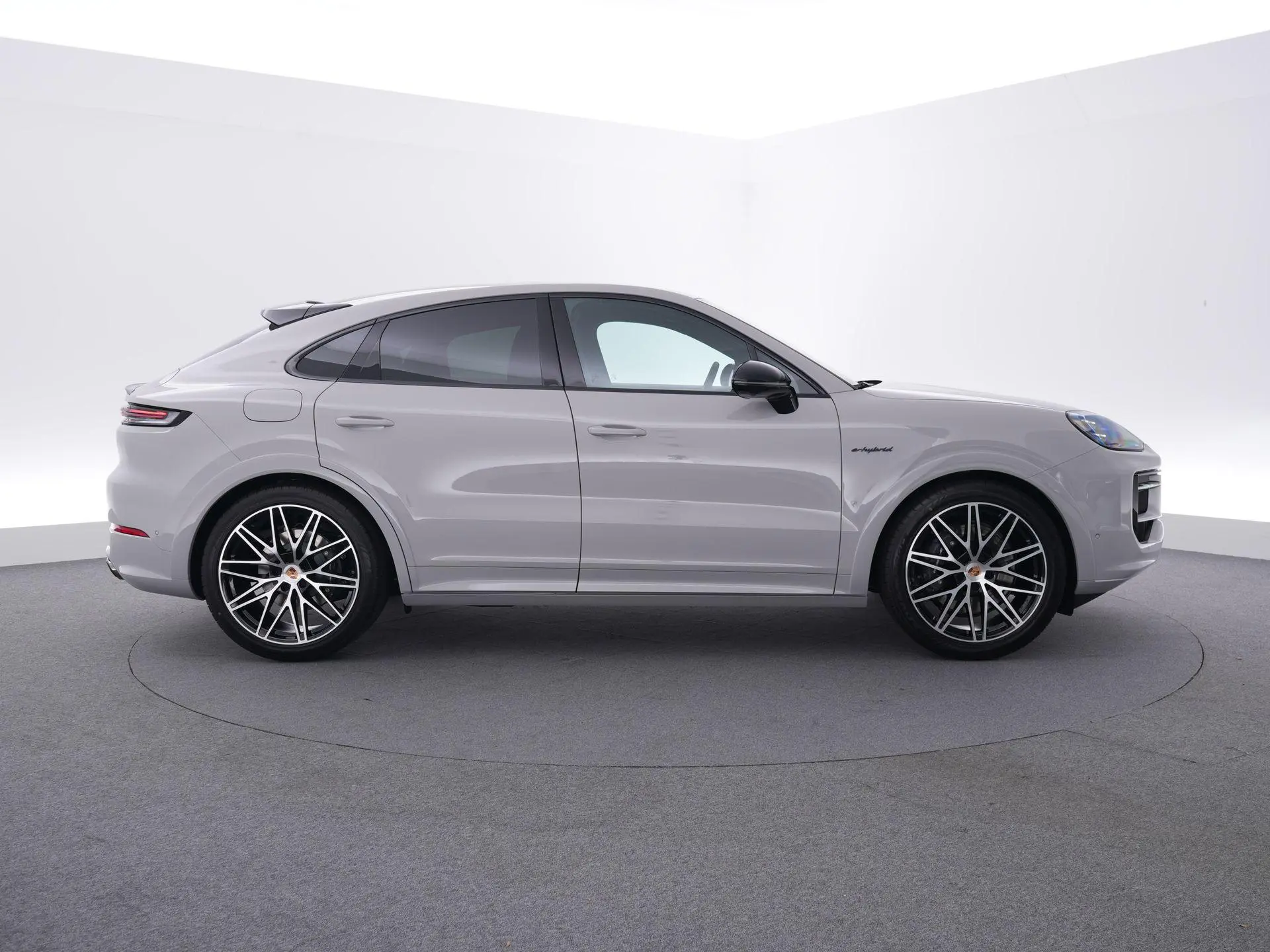 Cayenne Coupé 3.0 E-Hybrid Black Edition