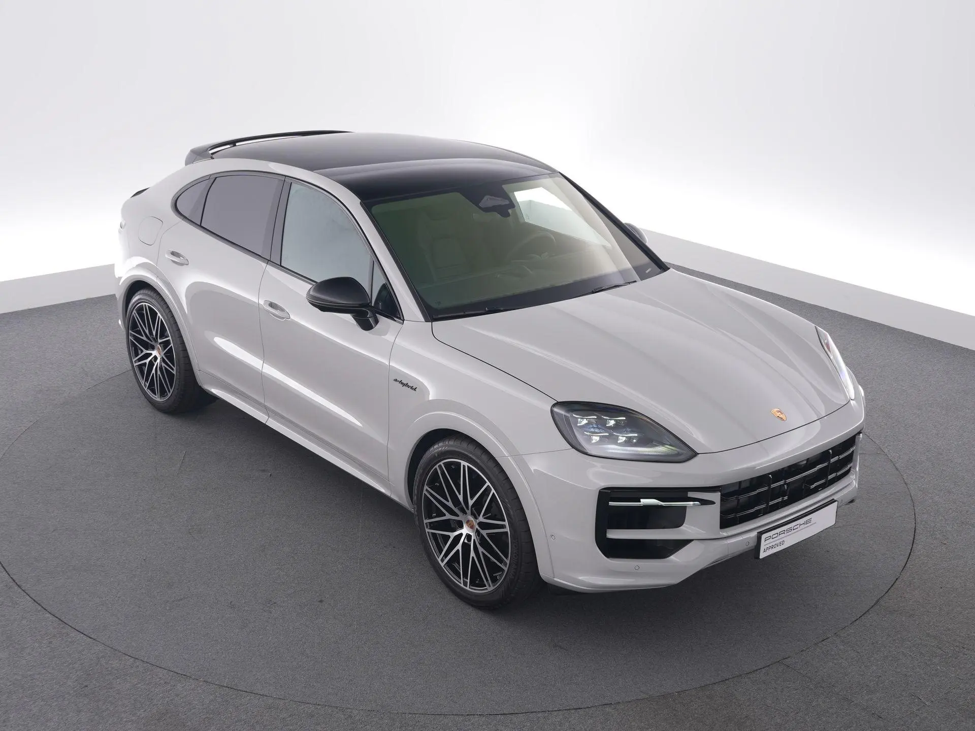 Cayenne Coupé 3.0 E-Hybrid Black Edition