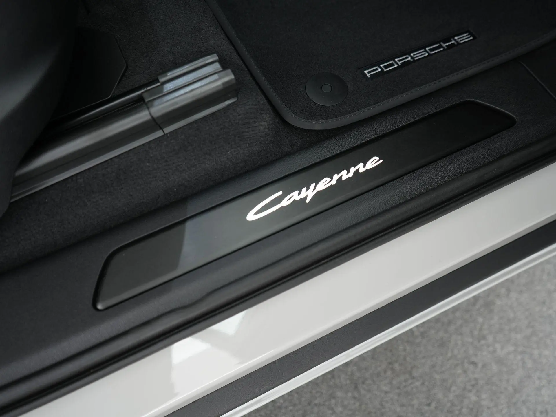Cayenne Coupé 3.0 E-Hybrid Black Edition