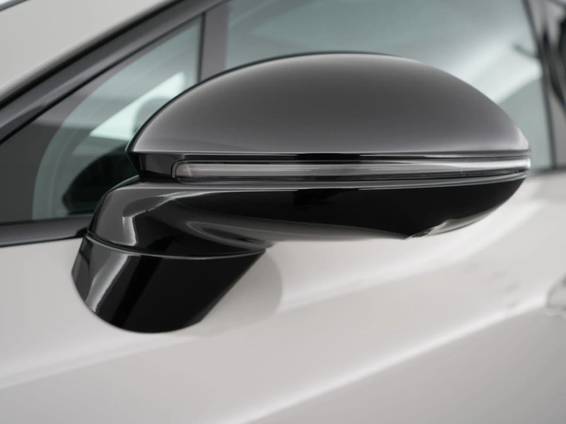 Cayenne Coupé 3.0 E-Hybrid Black Edition
