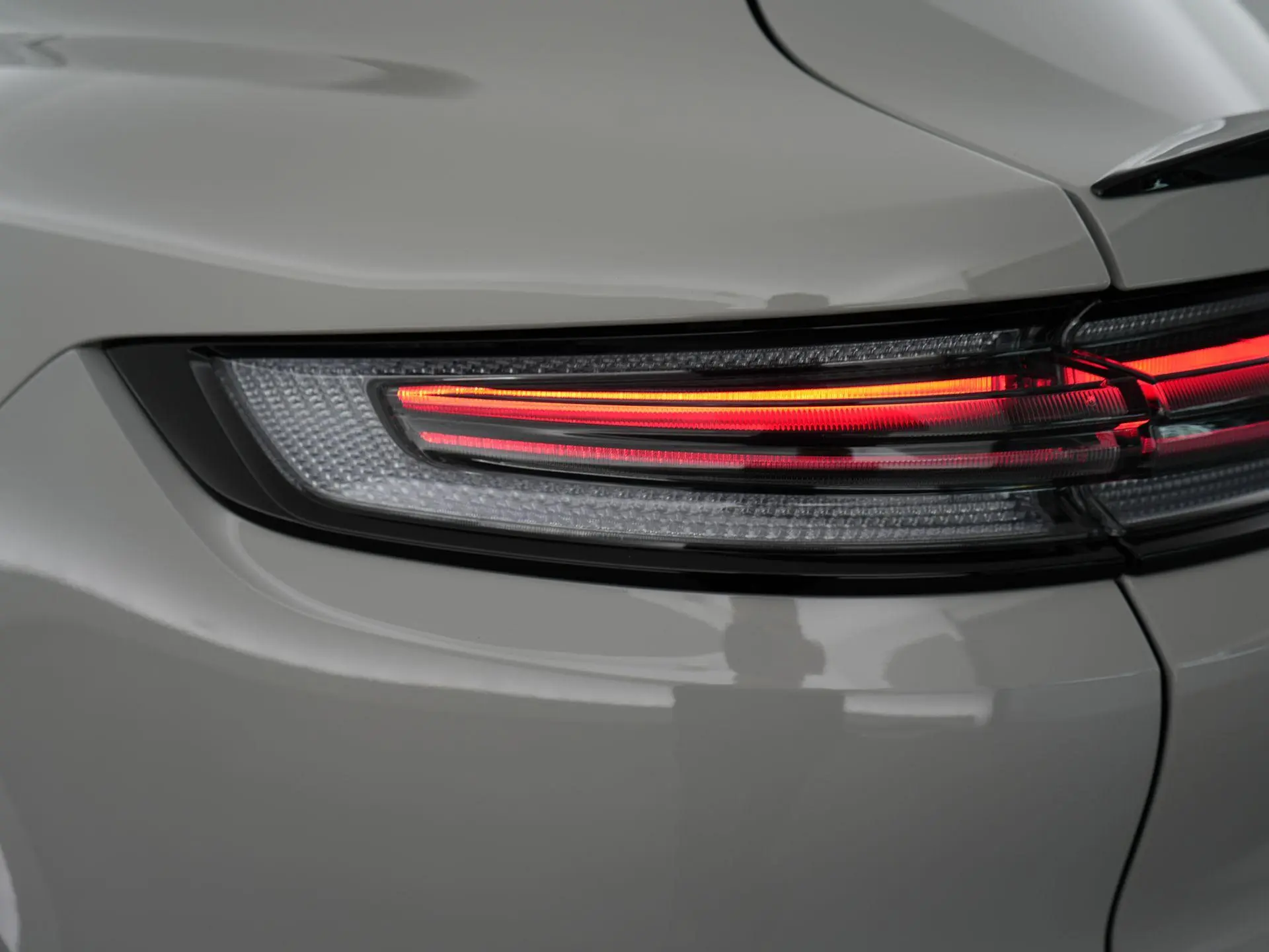 Cayenne Coupé 3.0 E-Hybrid Black Edition