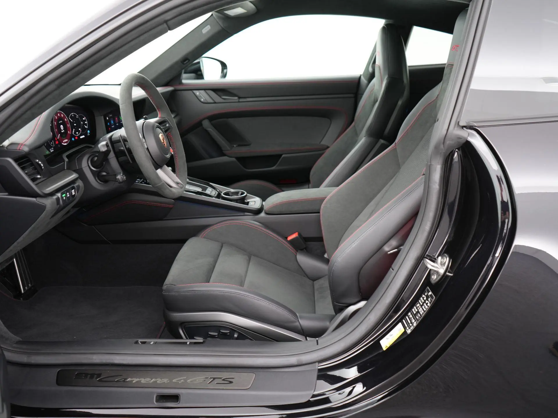 911 3.6 T-Hybrid Carrera 4 GTS