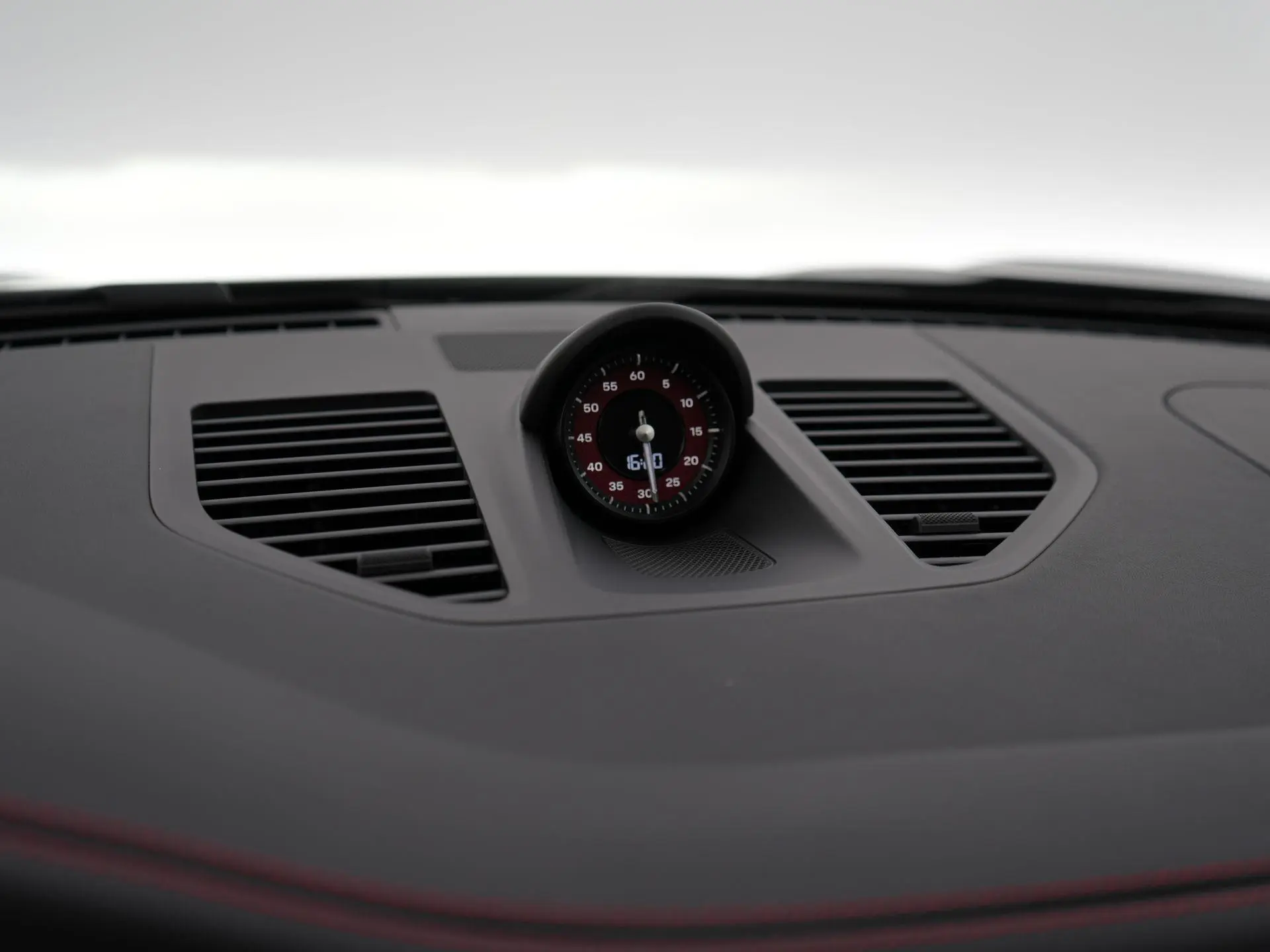 911 3.6 T-Hybrid Carrera 4 GTS