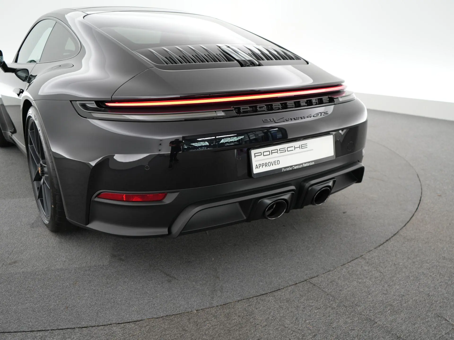 911 3.6 T-Hybrid Carrera 4 GTS