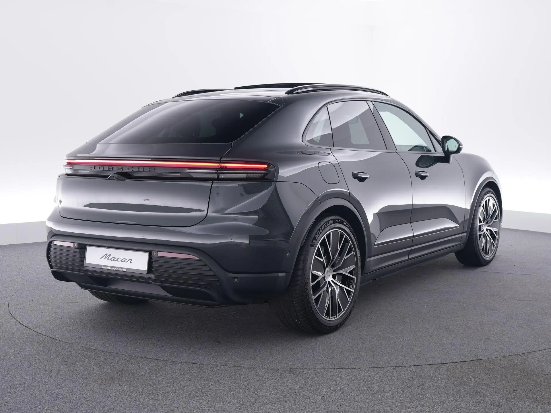 Macan 100 kWh