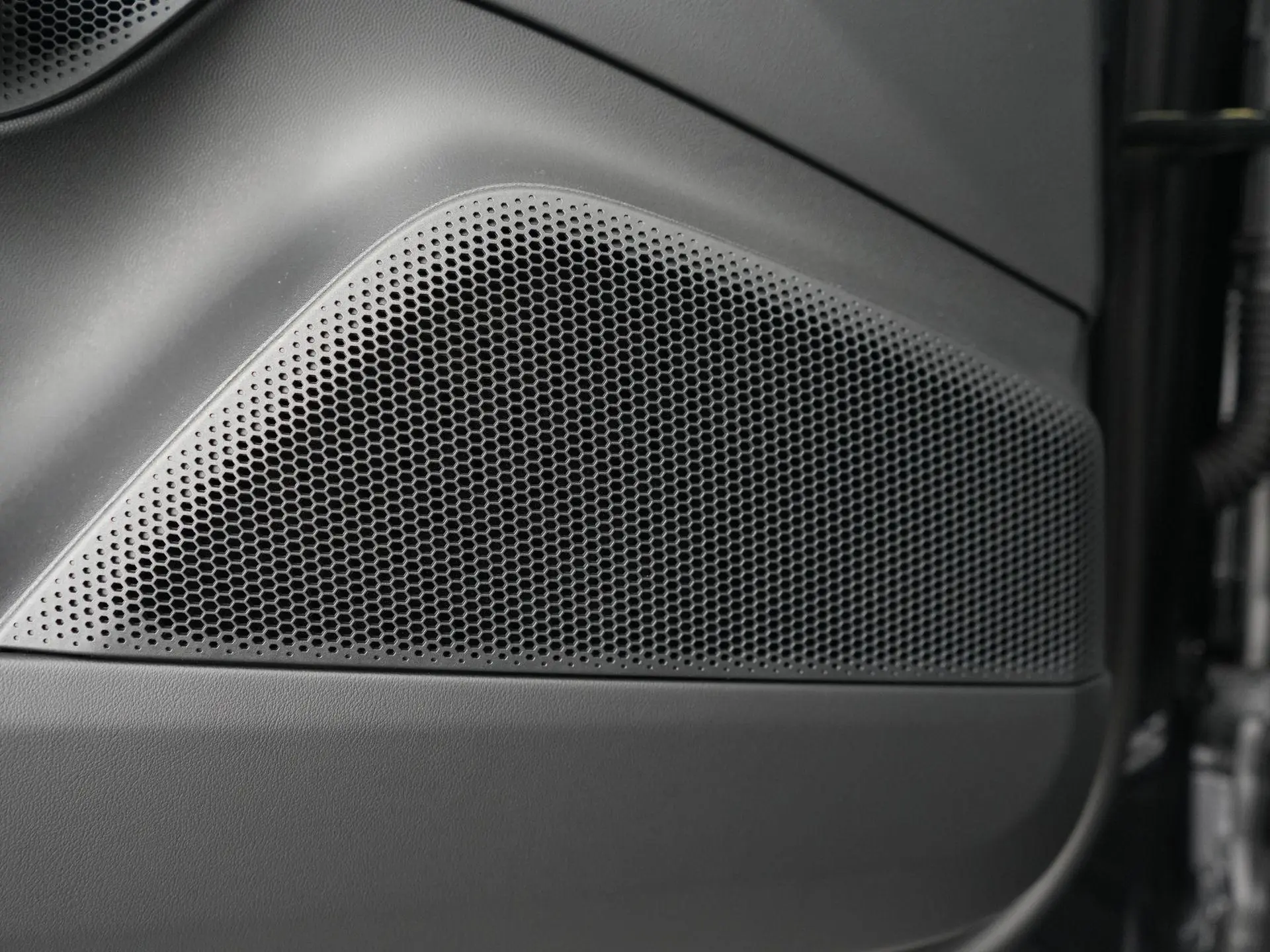 Macan 100 kWh
