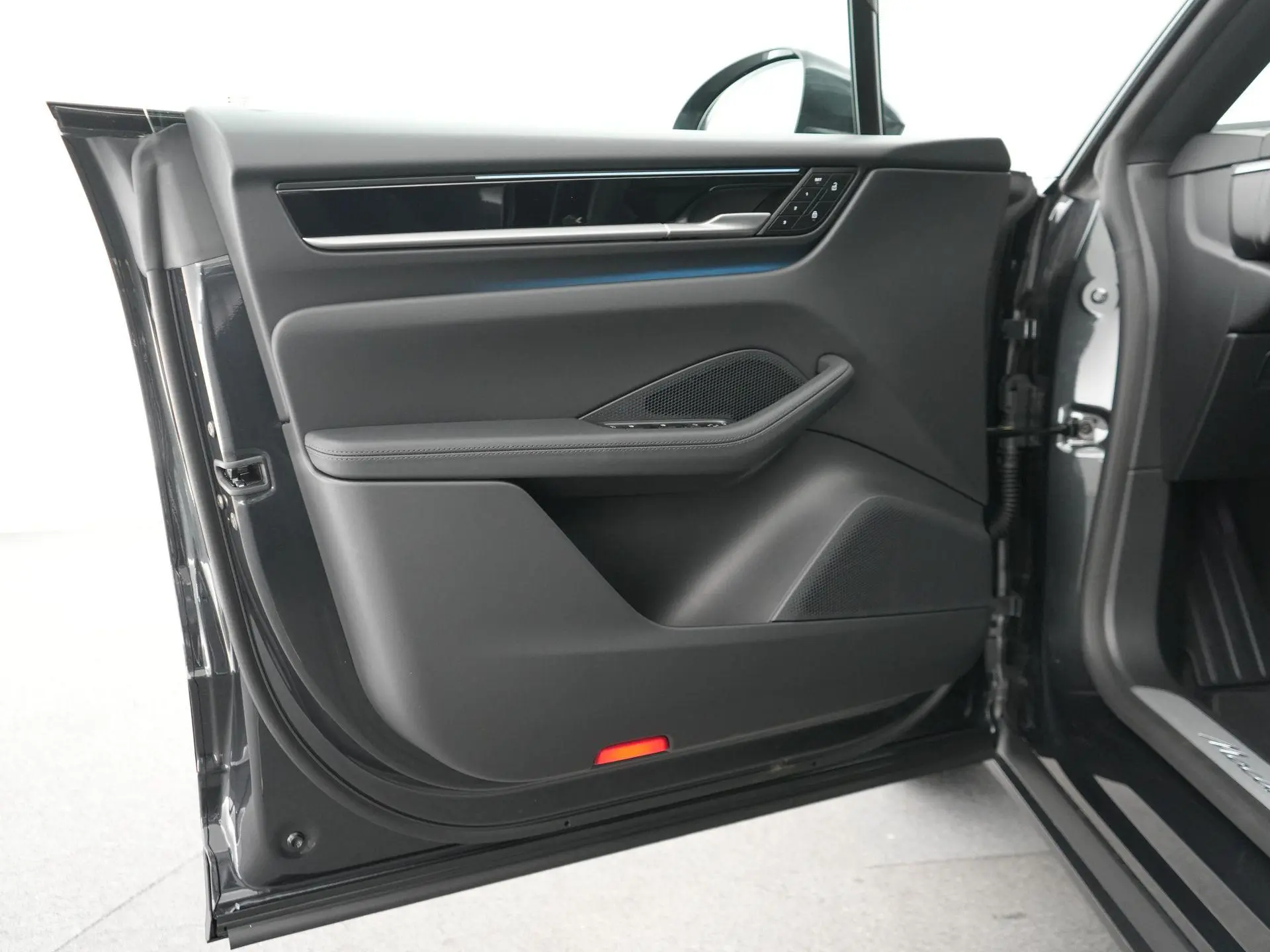 Macan 100 kWh