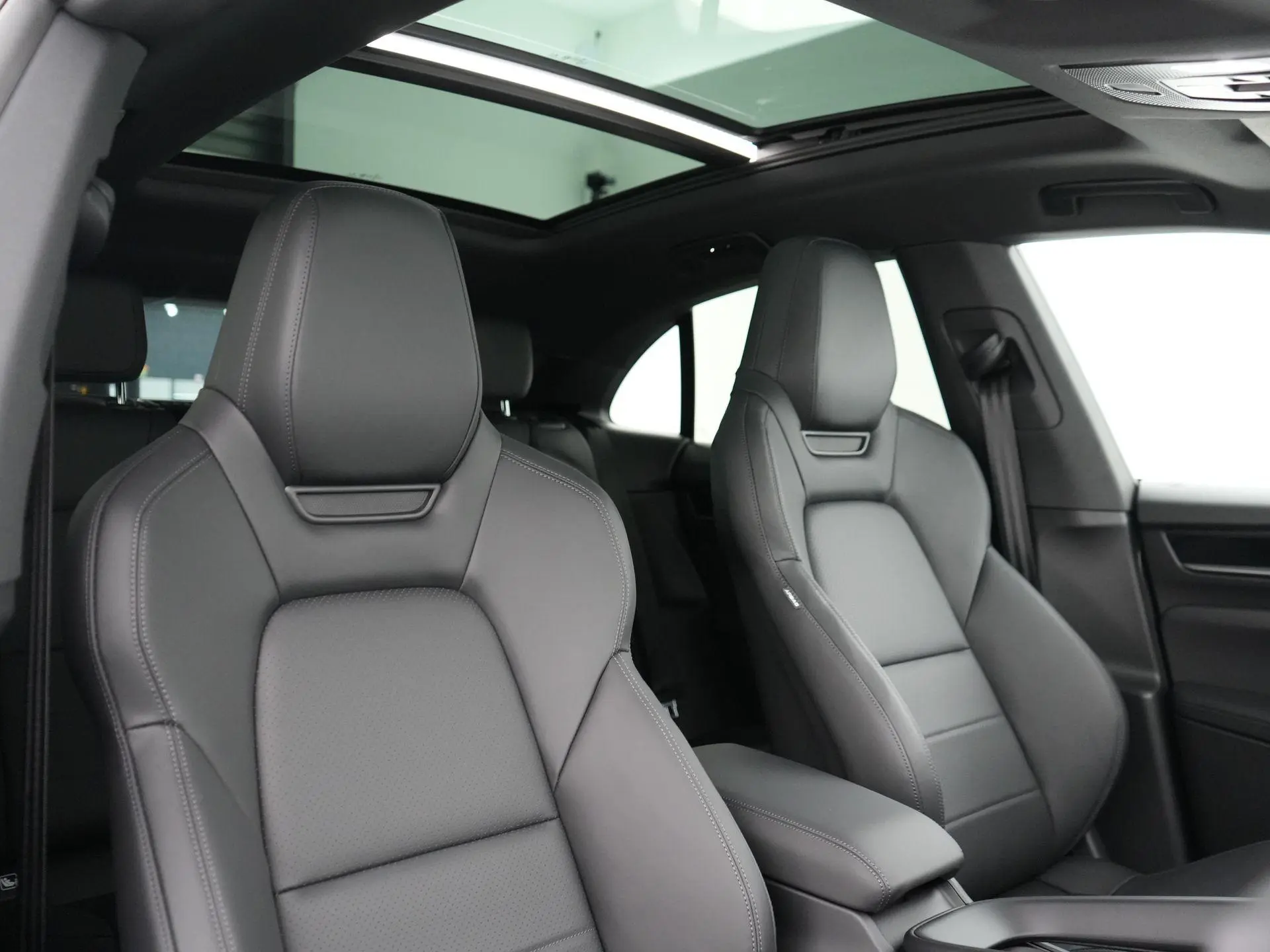Macan 100 kWh