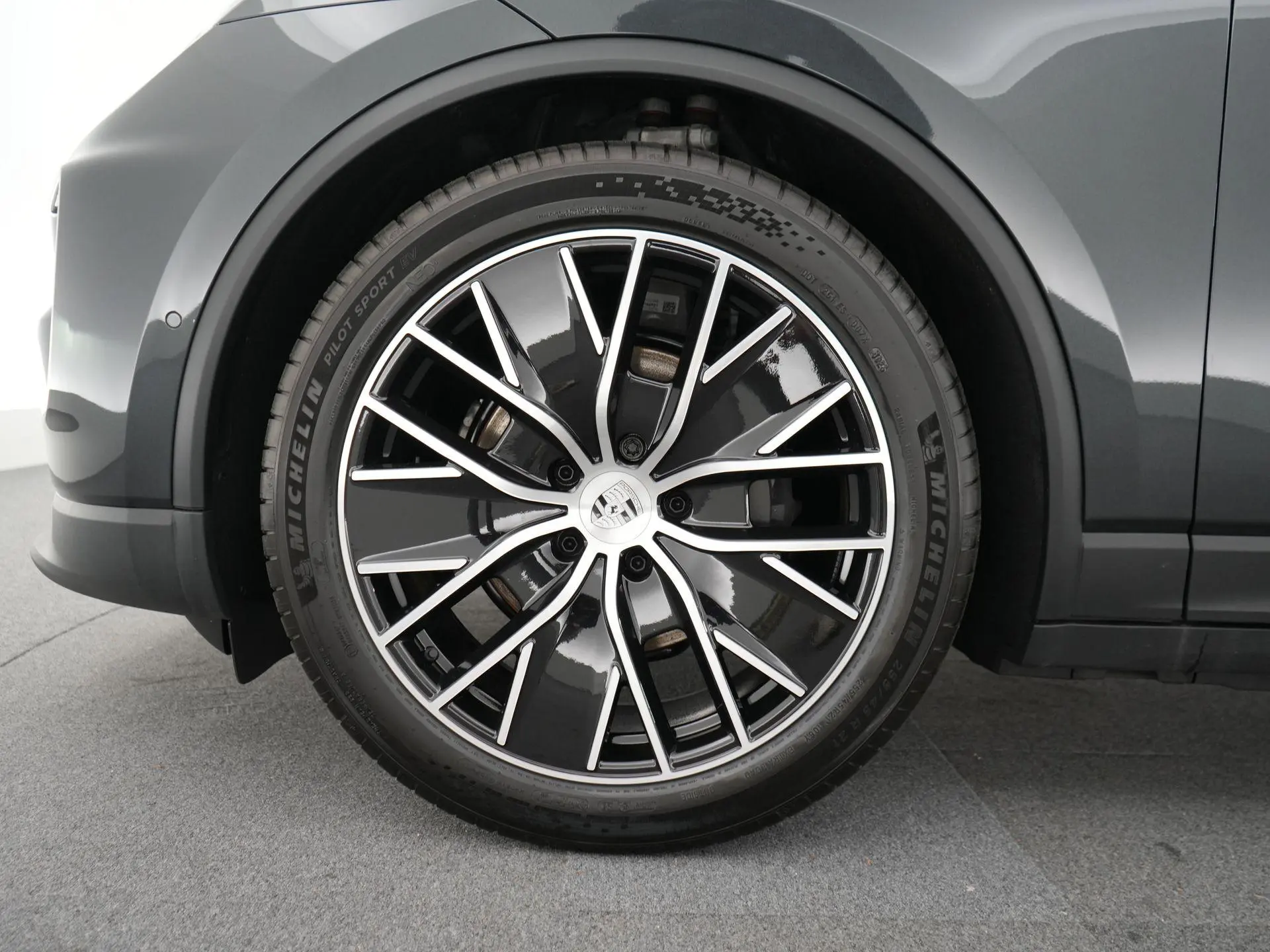 Macan 100 kWh