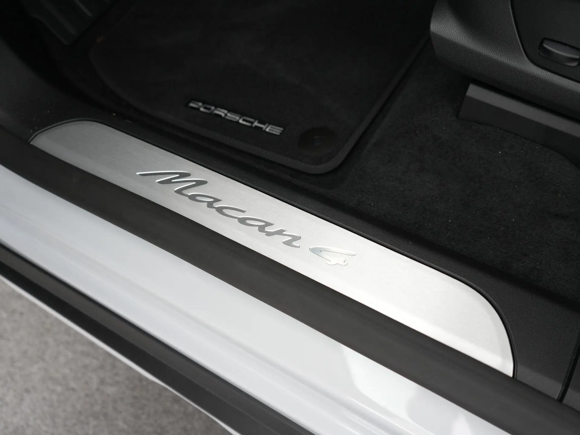 Macan 4 100 kWh