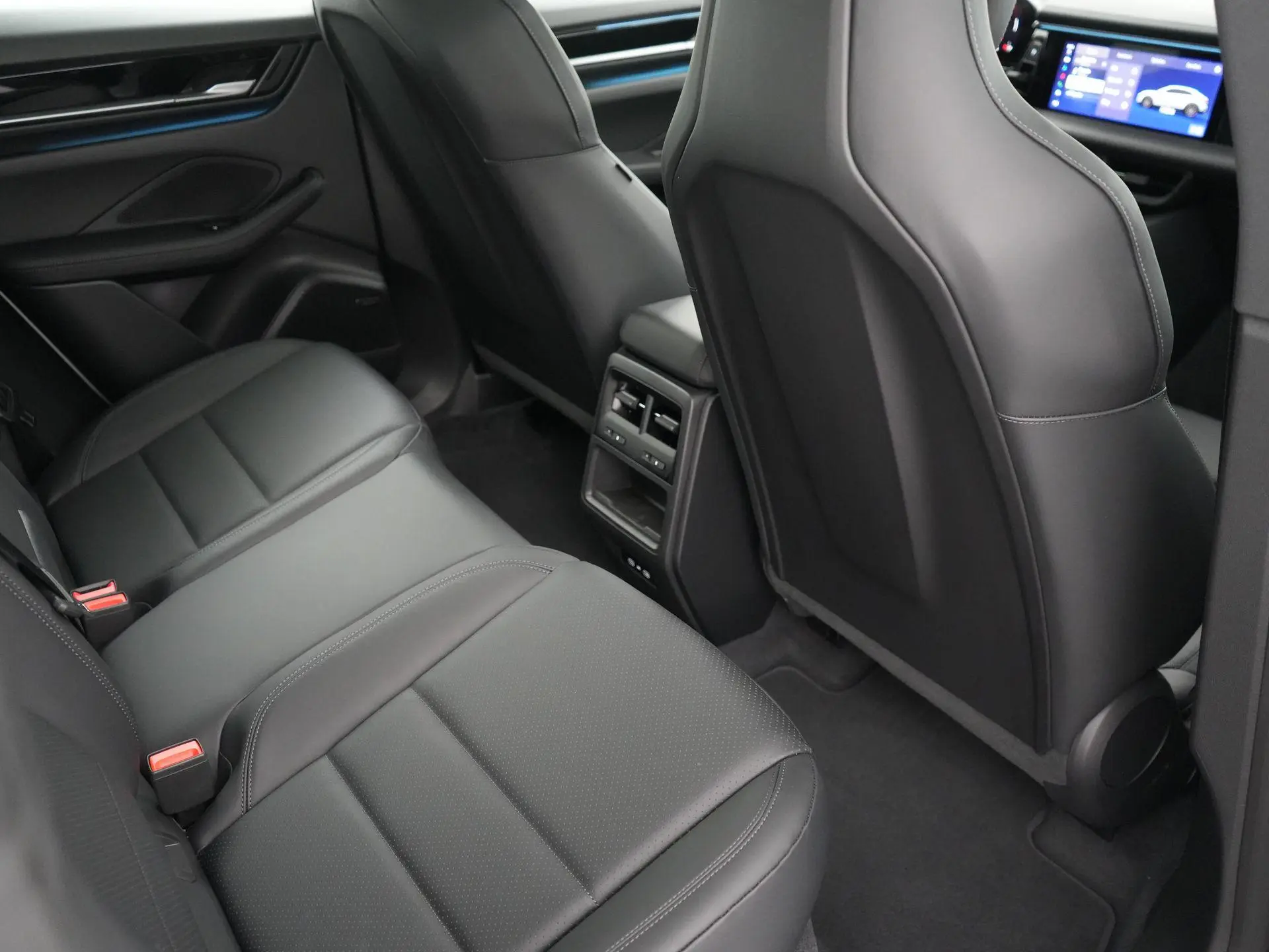 Macan 4 100 kWh