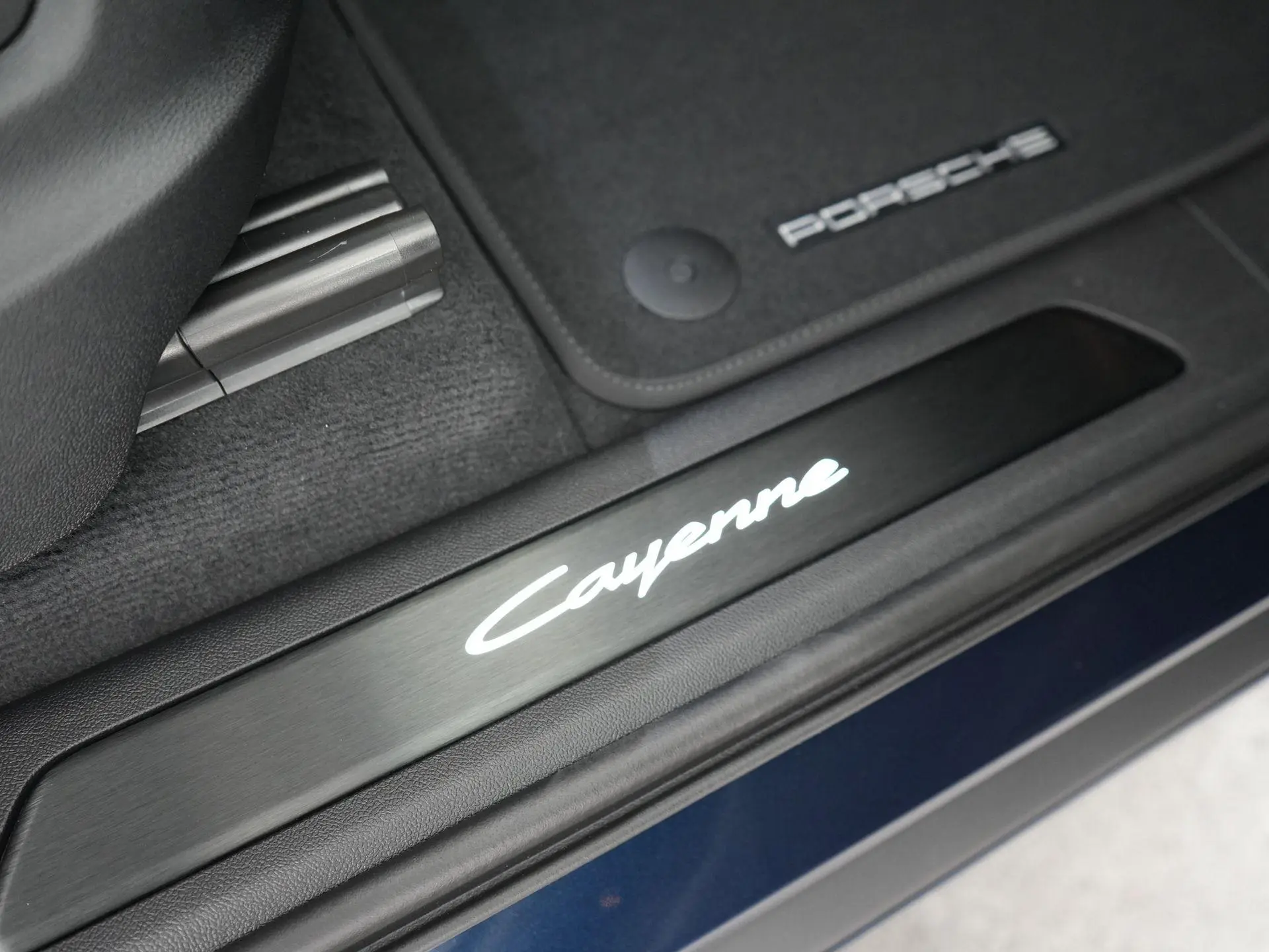Cayenne 3.0 E-Hybrid Black Edition