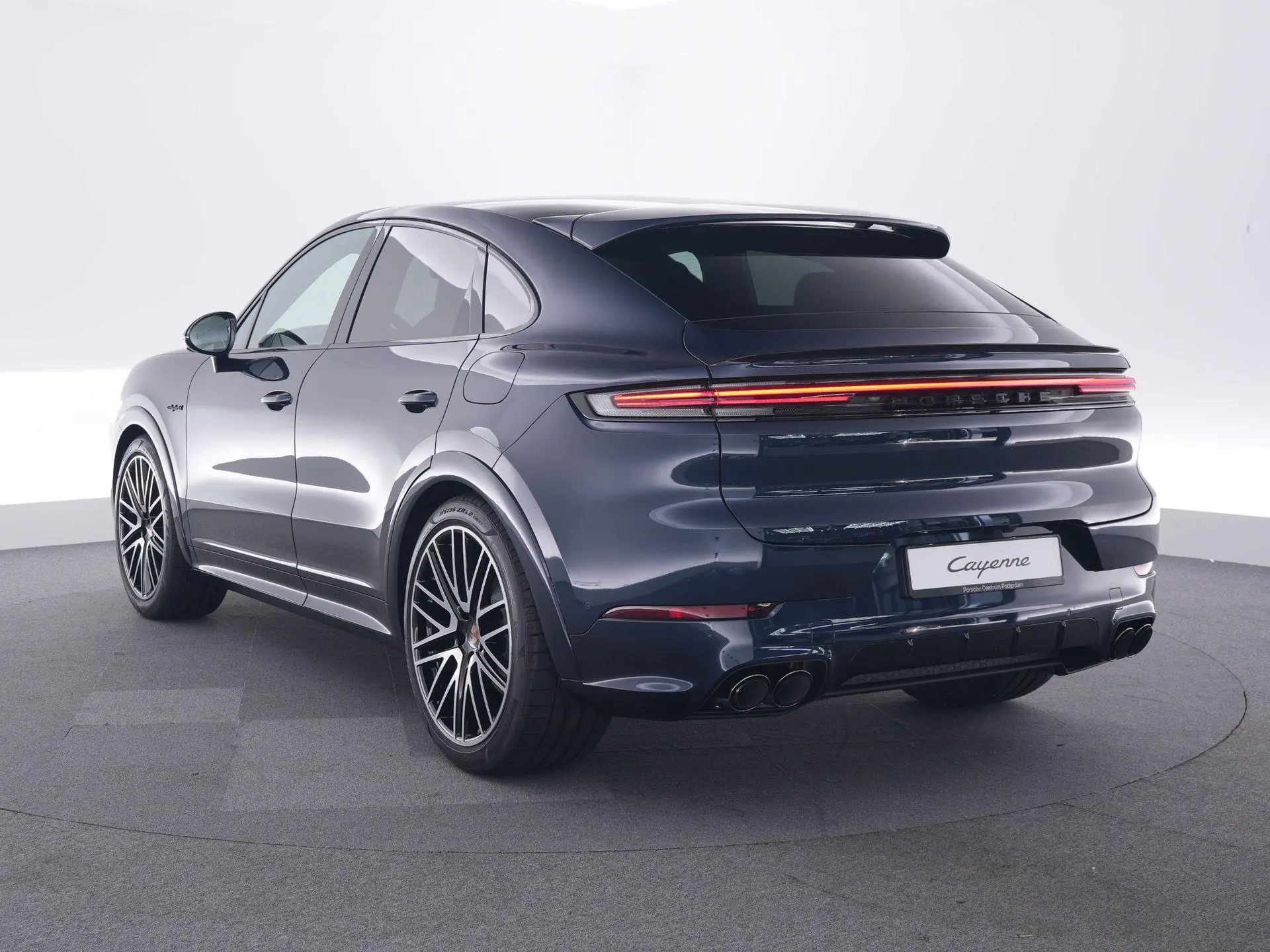 Cayenne 3.0 E-Hybrid Black Edition