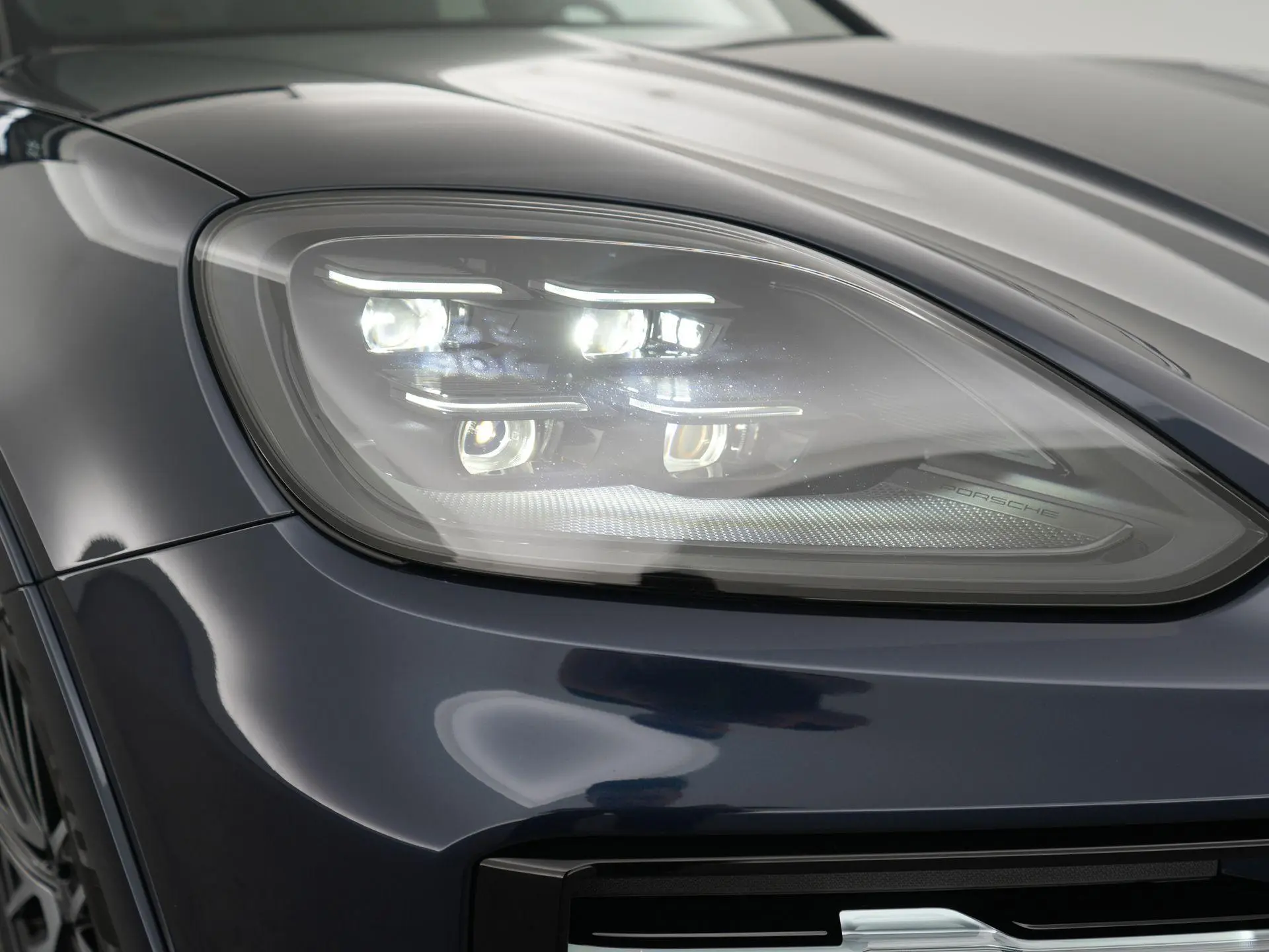 Cayenne 3.0 E-Hybrid Black Edition