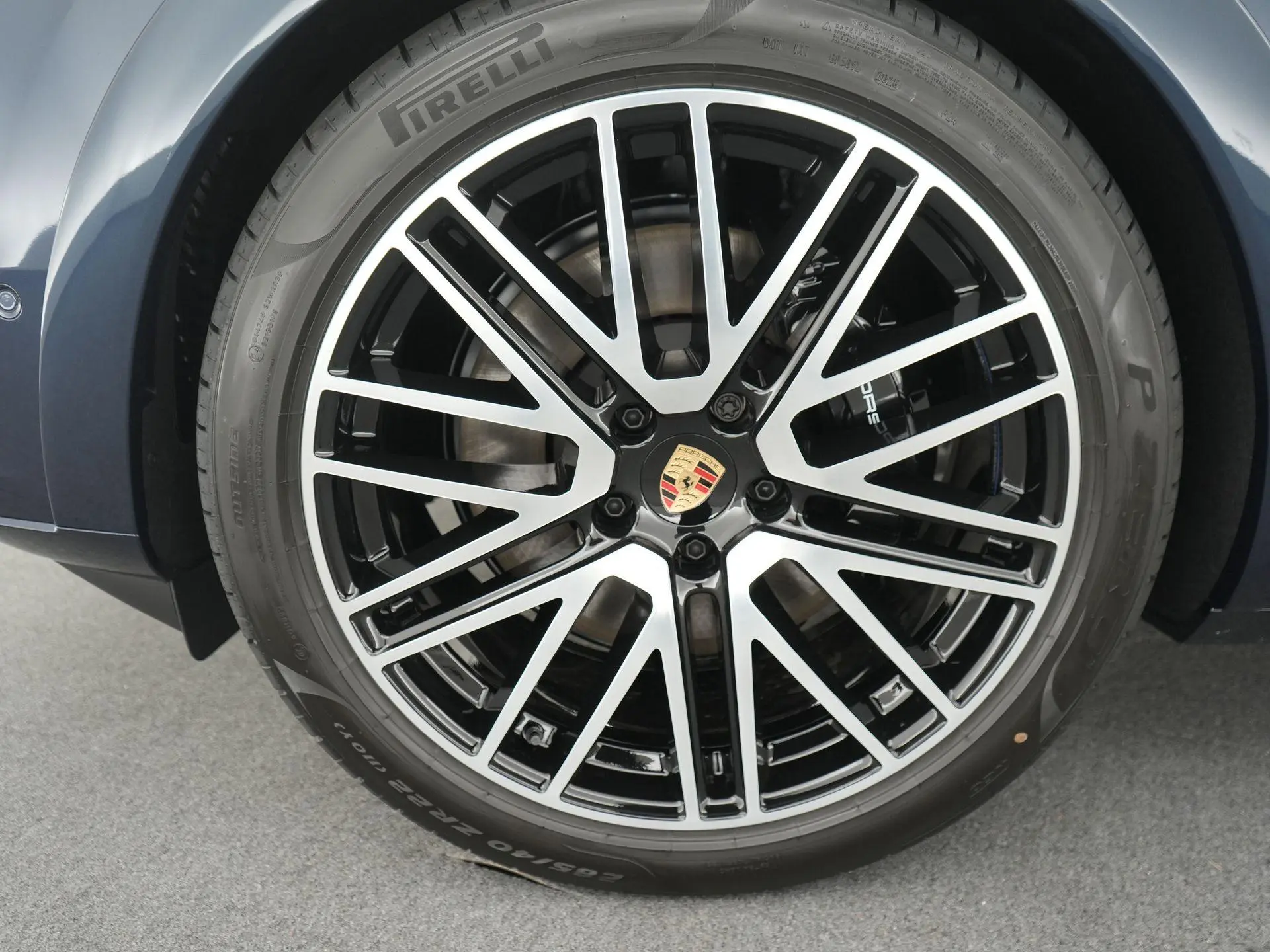 Cayenne 3.0 E-Hybrid Black Edition