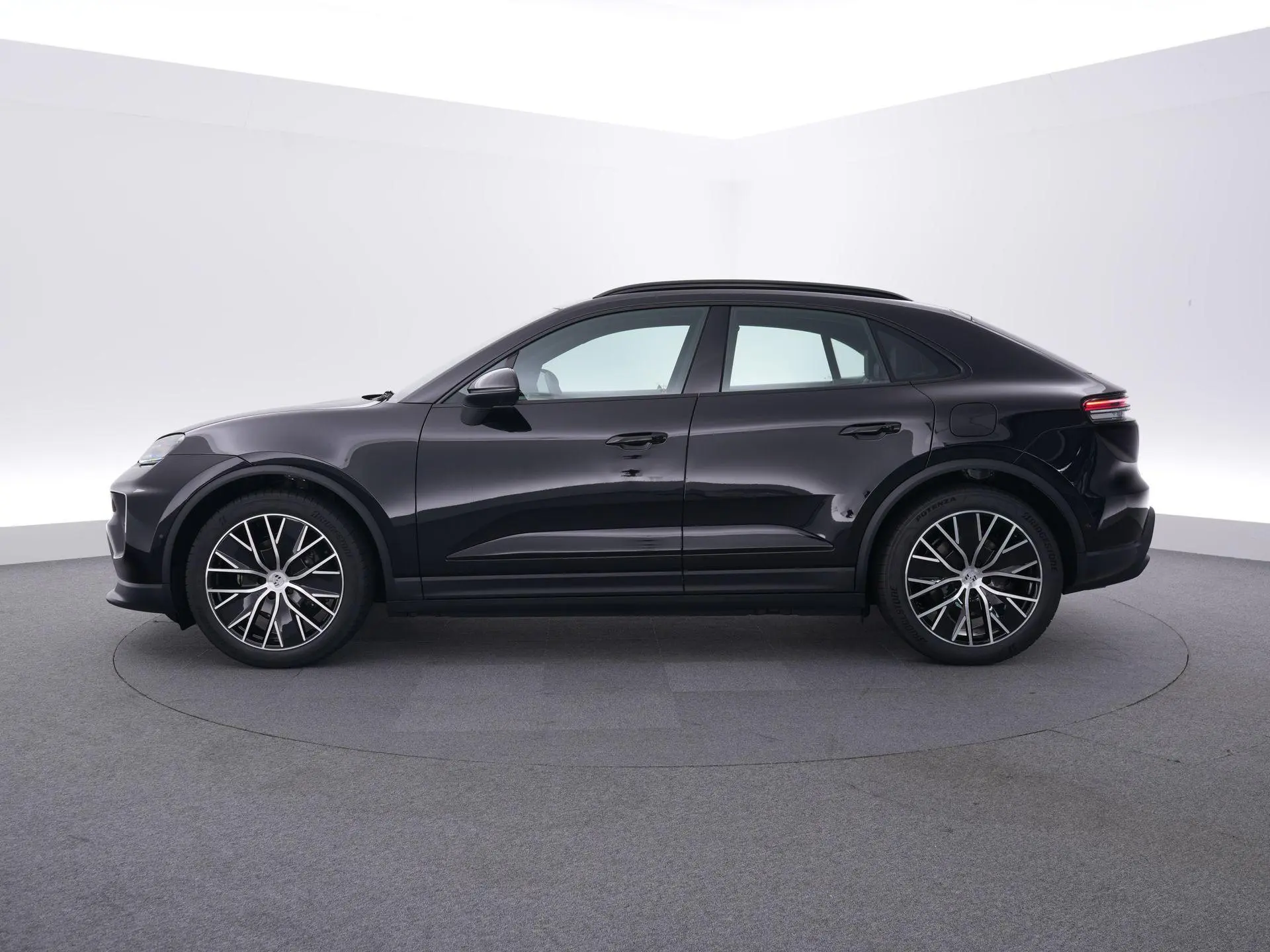 Macan 100 kWh