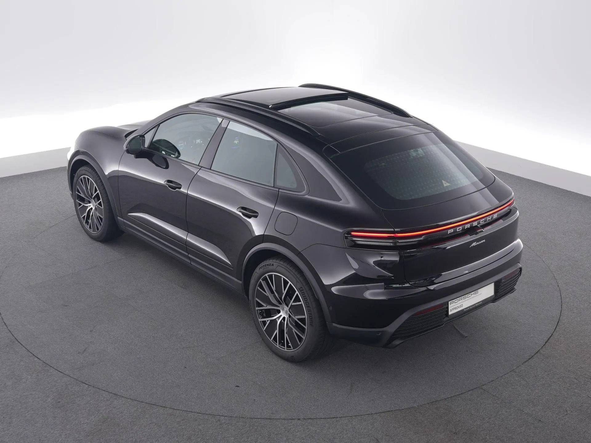 Macan 100 kWh