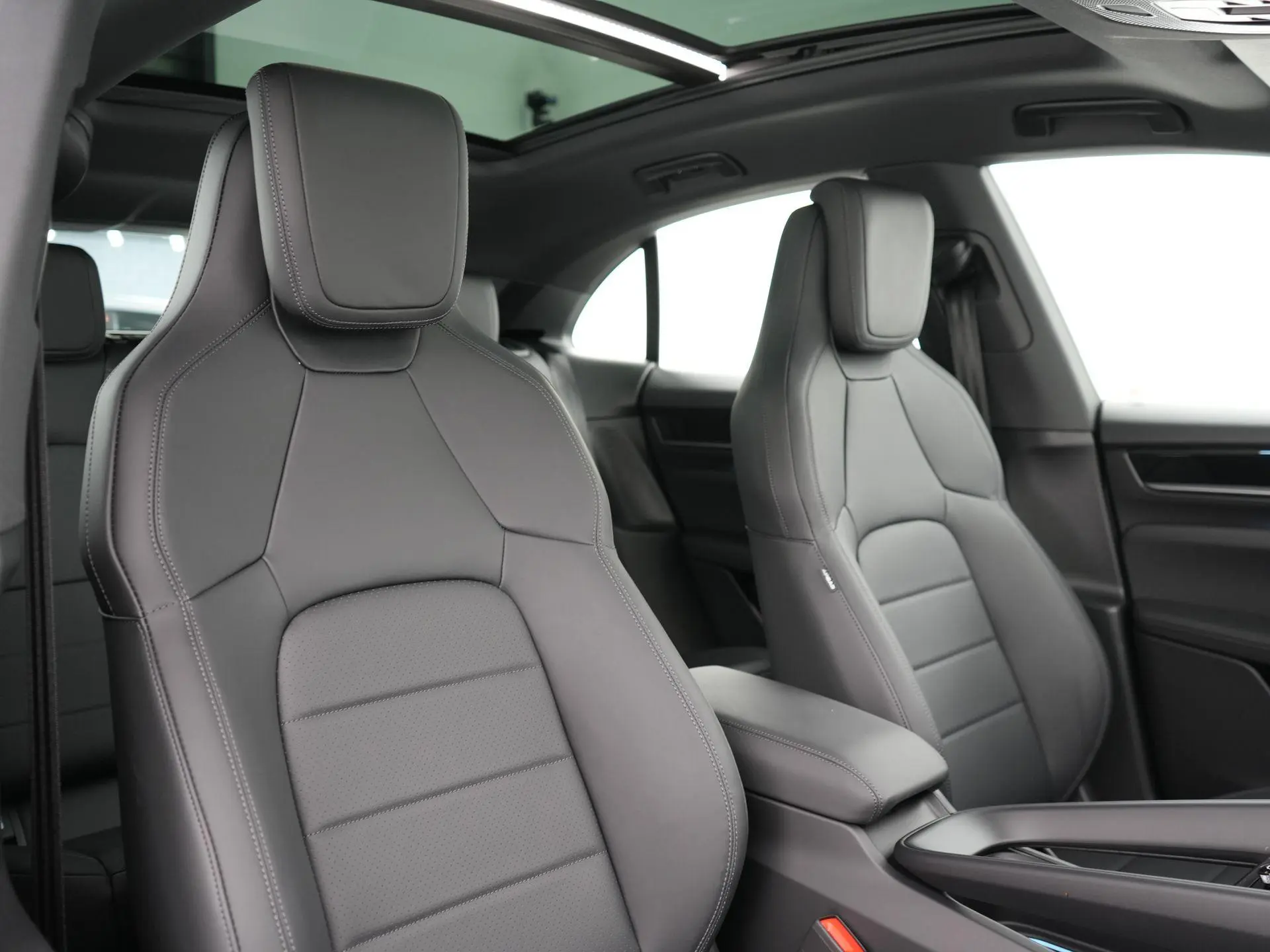 Macan 100 kWh