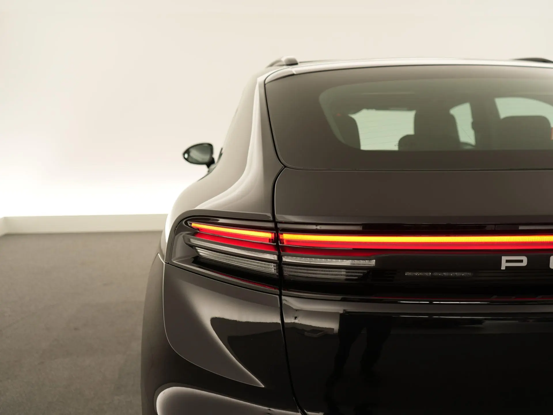 Macan 100 kWh