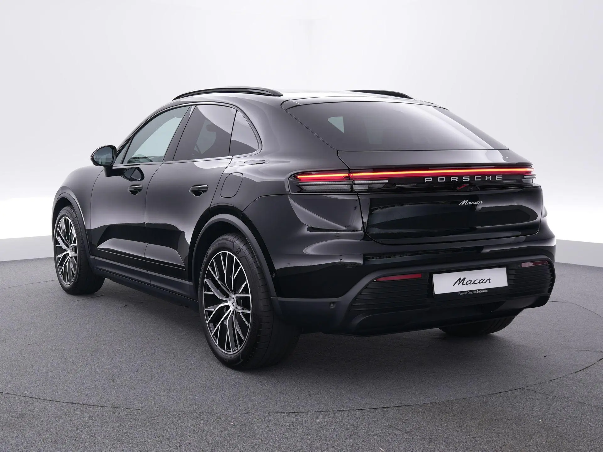 Macan 100 kWh