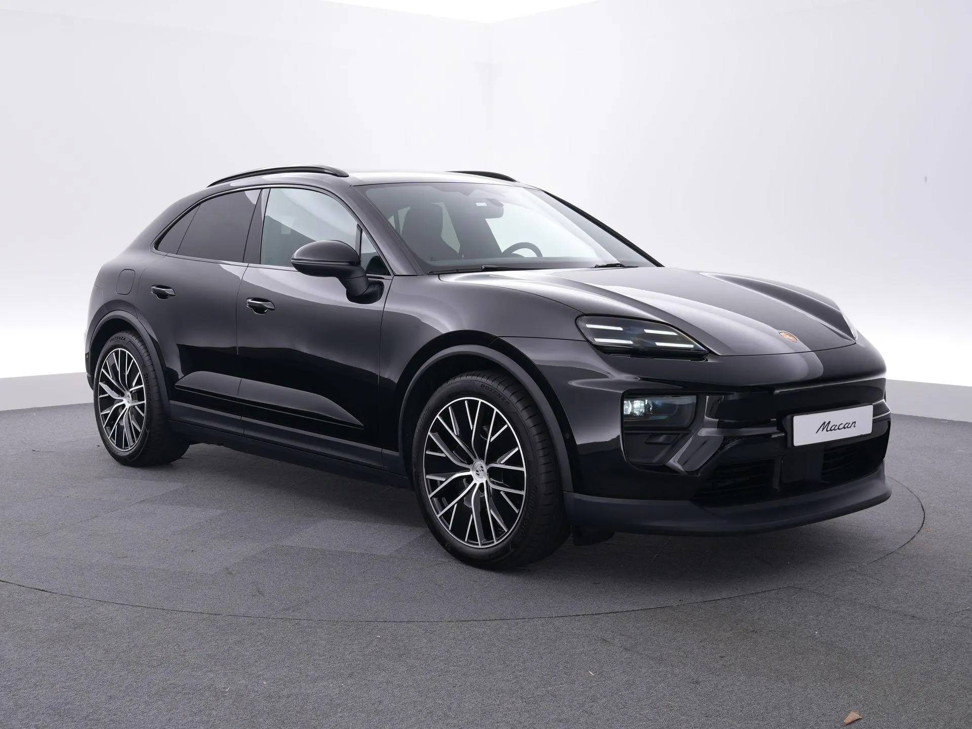 Macan 100 kWh